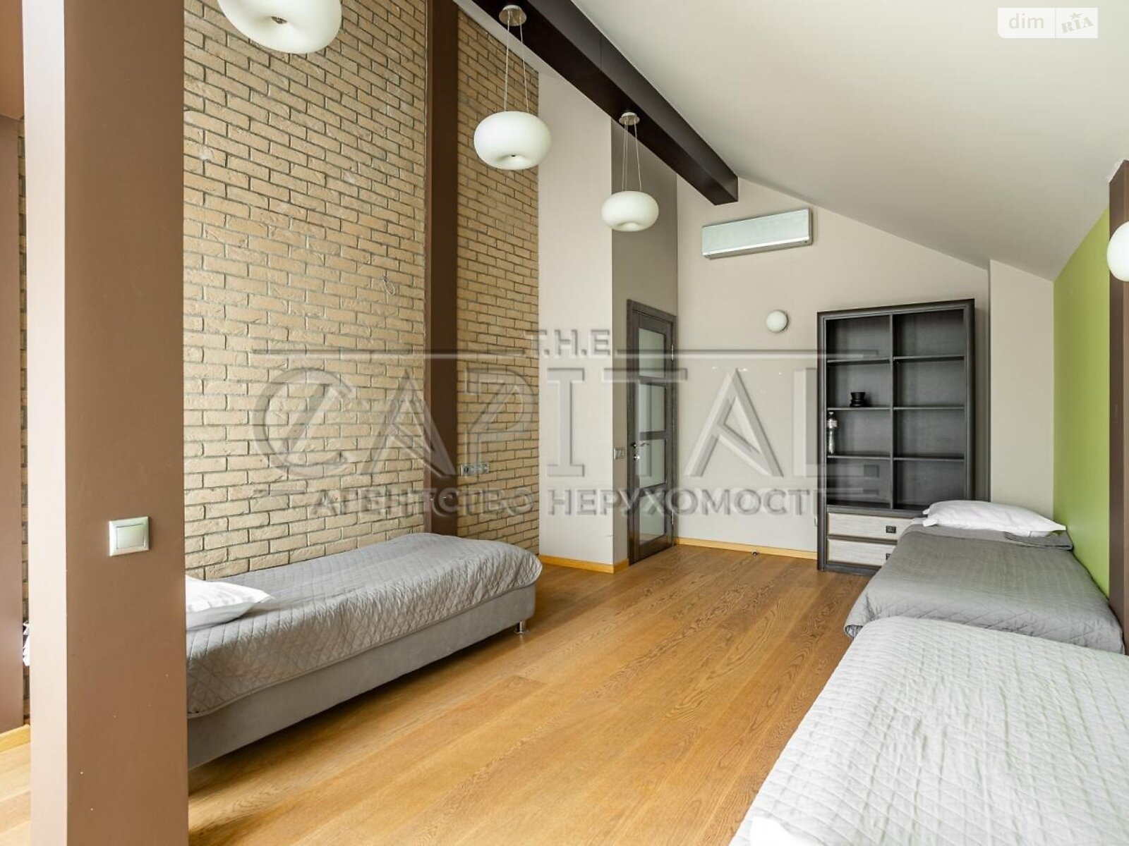 двоповерховий будинок, 763.8 кв. м, цегла. Продаж у Березівці фото 1 двоповерховий будинок, 763.8 кв. м, цегла. Продаж у Березівці фото 1