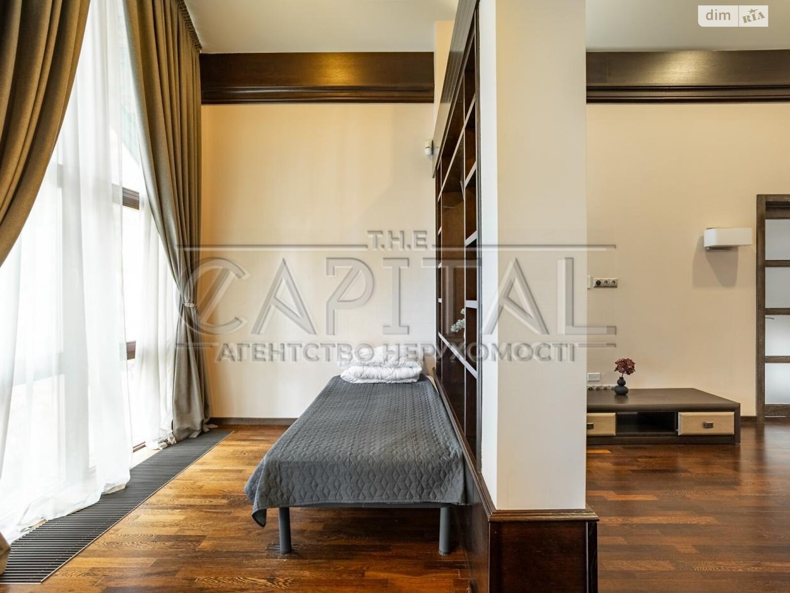 двоповерховий будинок, 763.8 кв. м, цегла. Продаж у Березівці фото 1 двоповерховий будинок, 763.8 кв. м, цегла. Продаж у Березівці фото 1