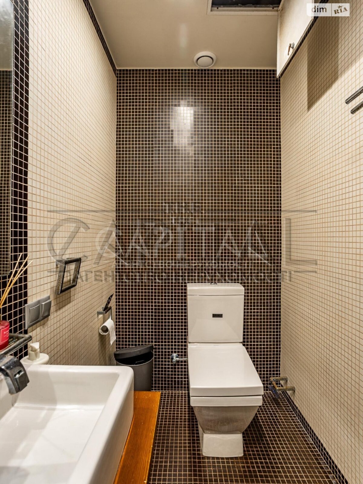 двоповерховий будинок, 763.8 кв. м, цегла. Продаж у Березівці фото 1 двоповерховий будинок, 763.8 кв. м, цегла. Продаж у Березівці фото 1