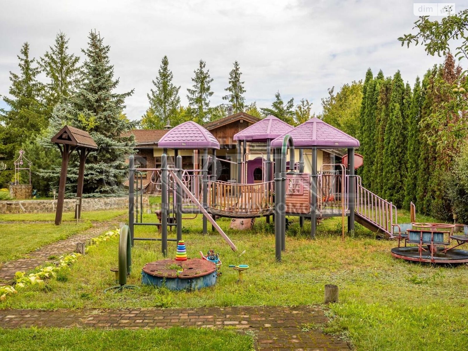 двоповерховий будинок, 763.8 кв. м, цегла. Продаж у Березівці фото 1 двоповерховий будинок, 763.8 кв. м, цегла. Продаж у Березівці фото 1