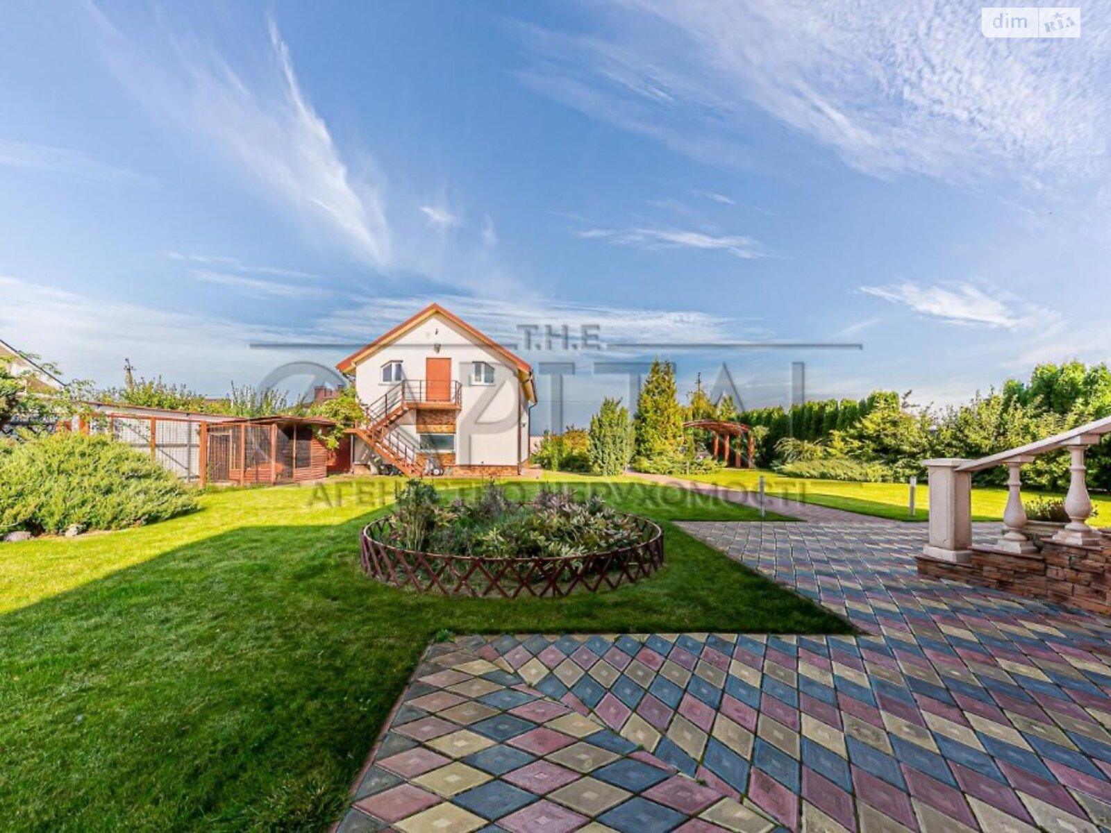 двоповерховий будинок, 250 кв. м, цегла. Продаж у Березівці фото 1 двоповерховий будинок, 250 кв. м, цегла. Продаж у Березівці фото 1