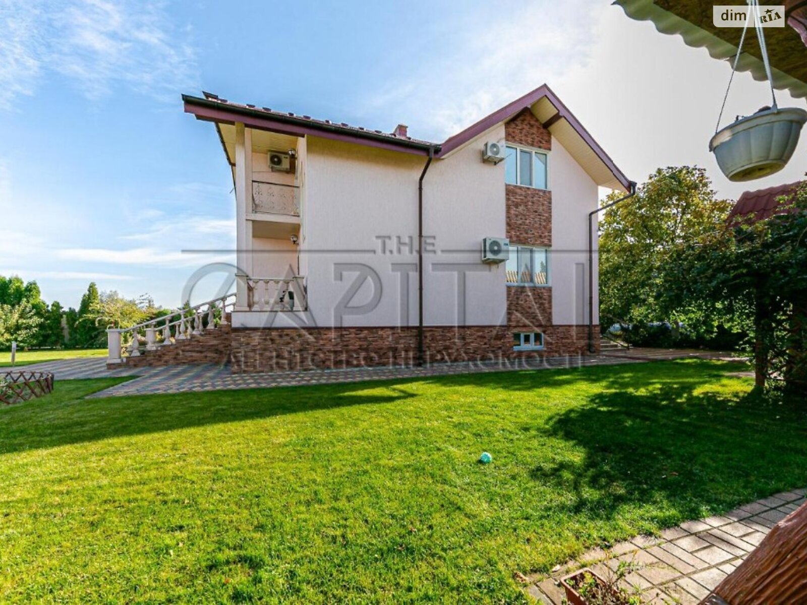 двоповерховий будинок, 250 кв. м, цегла. Продаж у Березівці фото 1 двоповерховий будинок, 250 кв. м, цегла. Продаж у Березівці фото 1