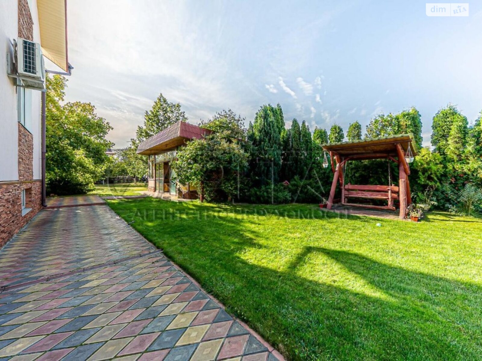 двоповерховий будинок, 250 кв. м, цегла. Продаж у Березівці фото 1 двоповерховий будинок, 250 кв. м, цегла. Продаж у Березівці фото 1