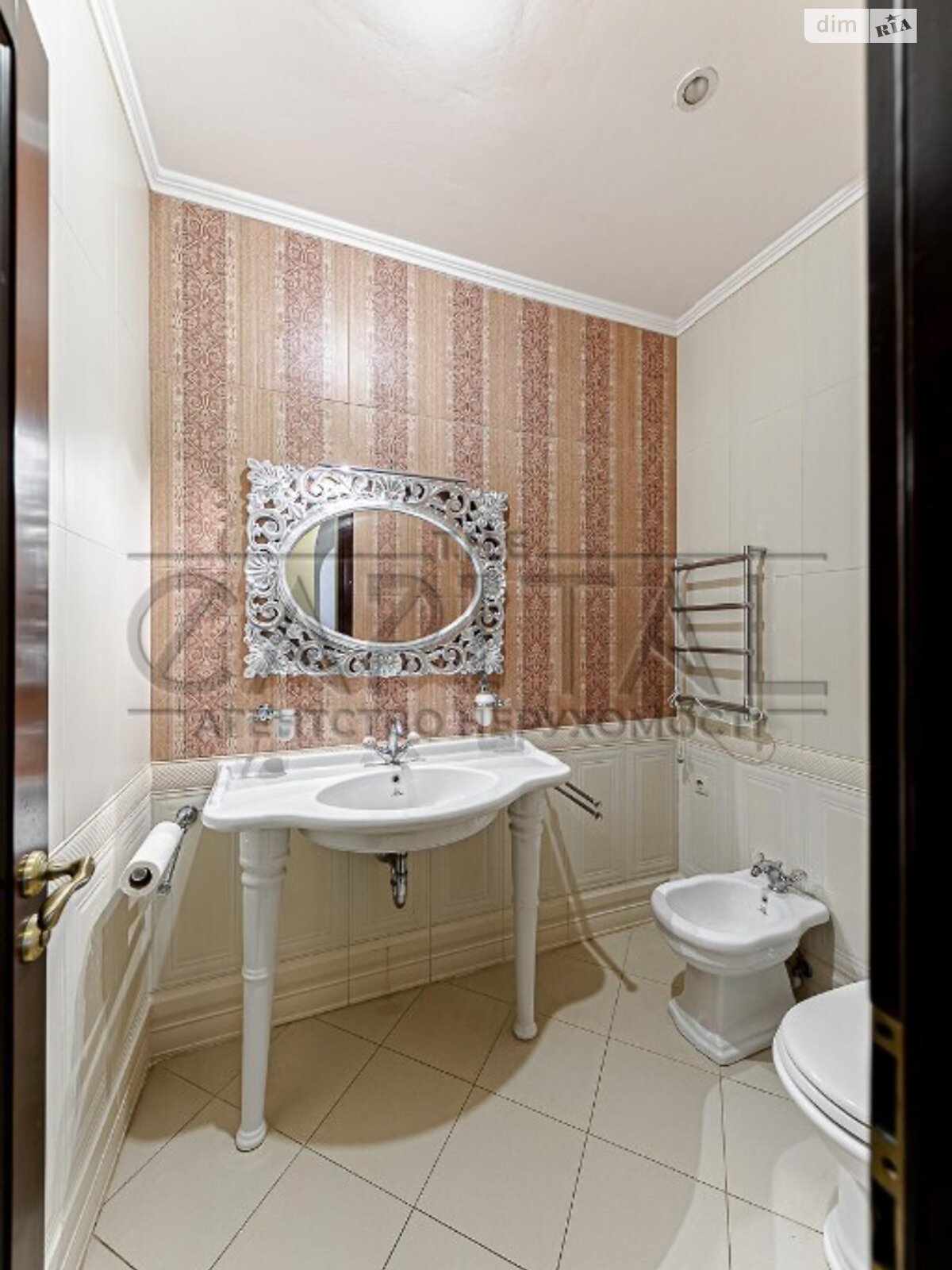 двоповерховий будинок, 250 кв. м, цегла. Продаж у Березівці фото 1 двоповерховий будинок, 250 кв. м, цегла. Продаж у Березівці фото 1