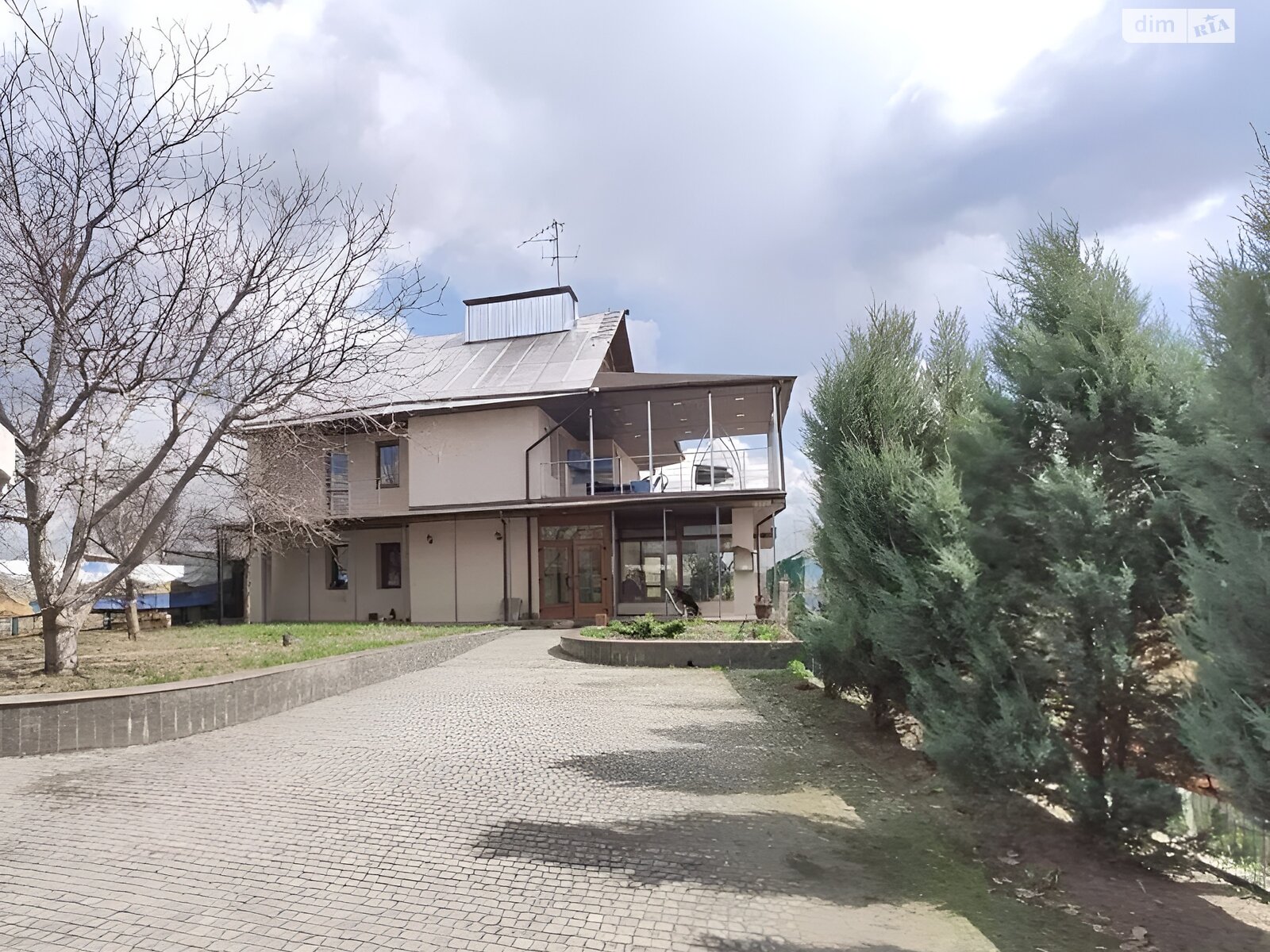 трехэтажный дом беседка, 540 кв. м, кирпич. Продажа в Безлюдовке фото 1 трехэтажный дом беседка, 540 кв. м, кирпич. Продажа в Безлюдовке фото 1