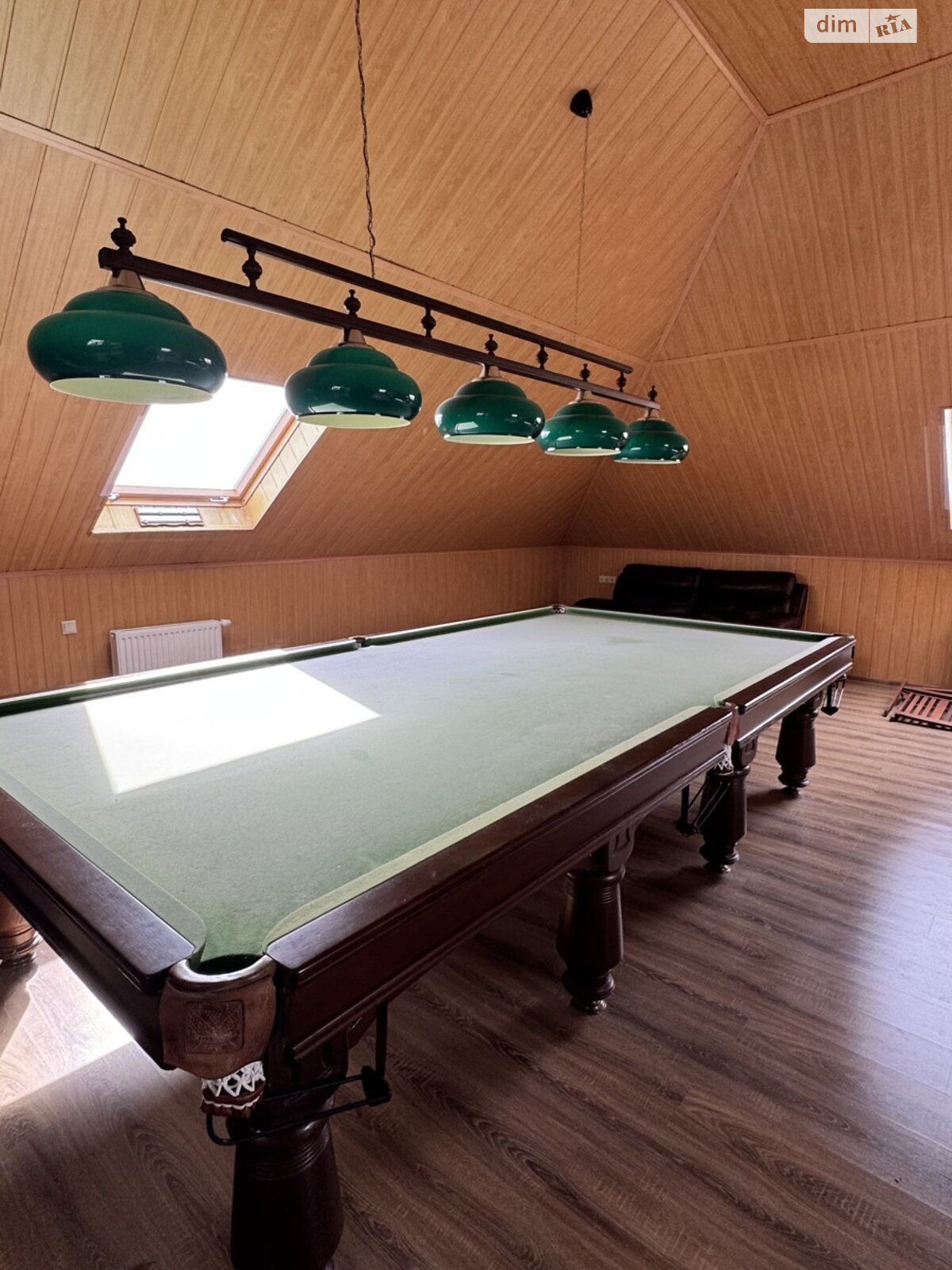 триповерховий будинок з опаленням, 295.5 кв. м, цегла. Продаж у Безлюдівці фото 1 триповерховий будинок з опаленням, 295.5 кв. м, цегла. Продаж у Безлюдівці фото 1