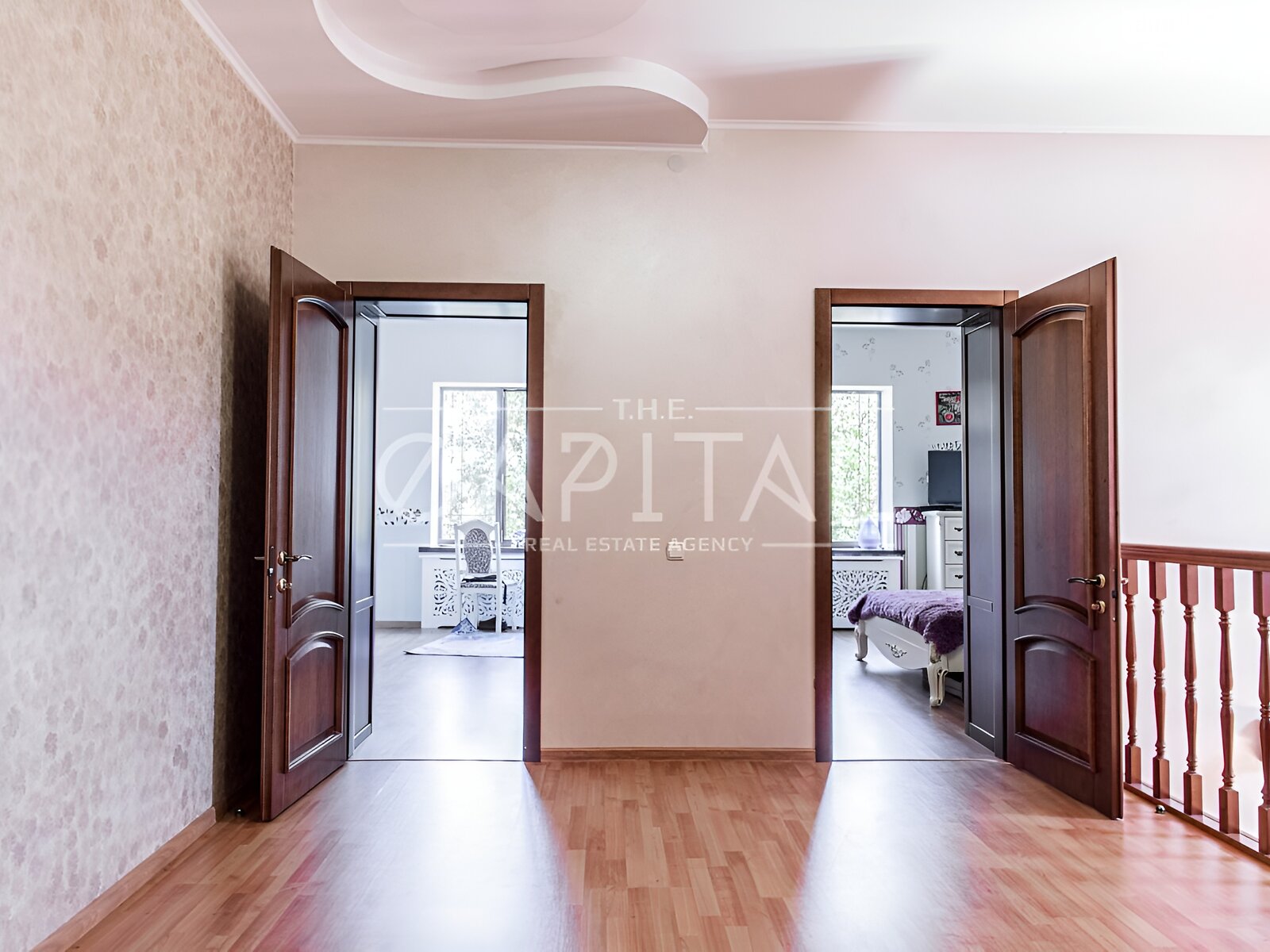 двухэтажный дом с верандой, 310 кв. м, кирпич. Продажа в Безпятному фото 1 двухэтажный дом с верандой, 310 кв. м, кирпич. Продажа в Безпятному фото 1