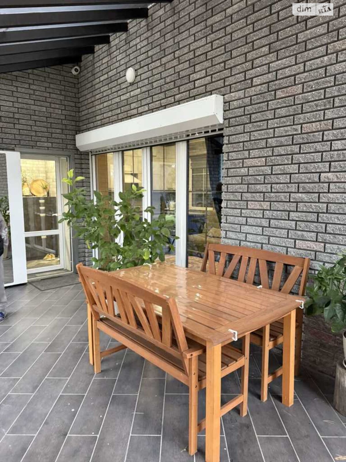 одноповерховий будинок з гаражем, 71.8 кв. м, цегла. Продаж у Безручках фото 1