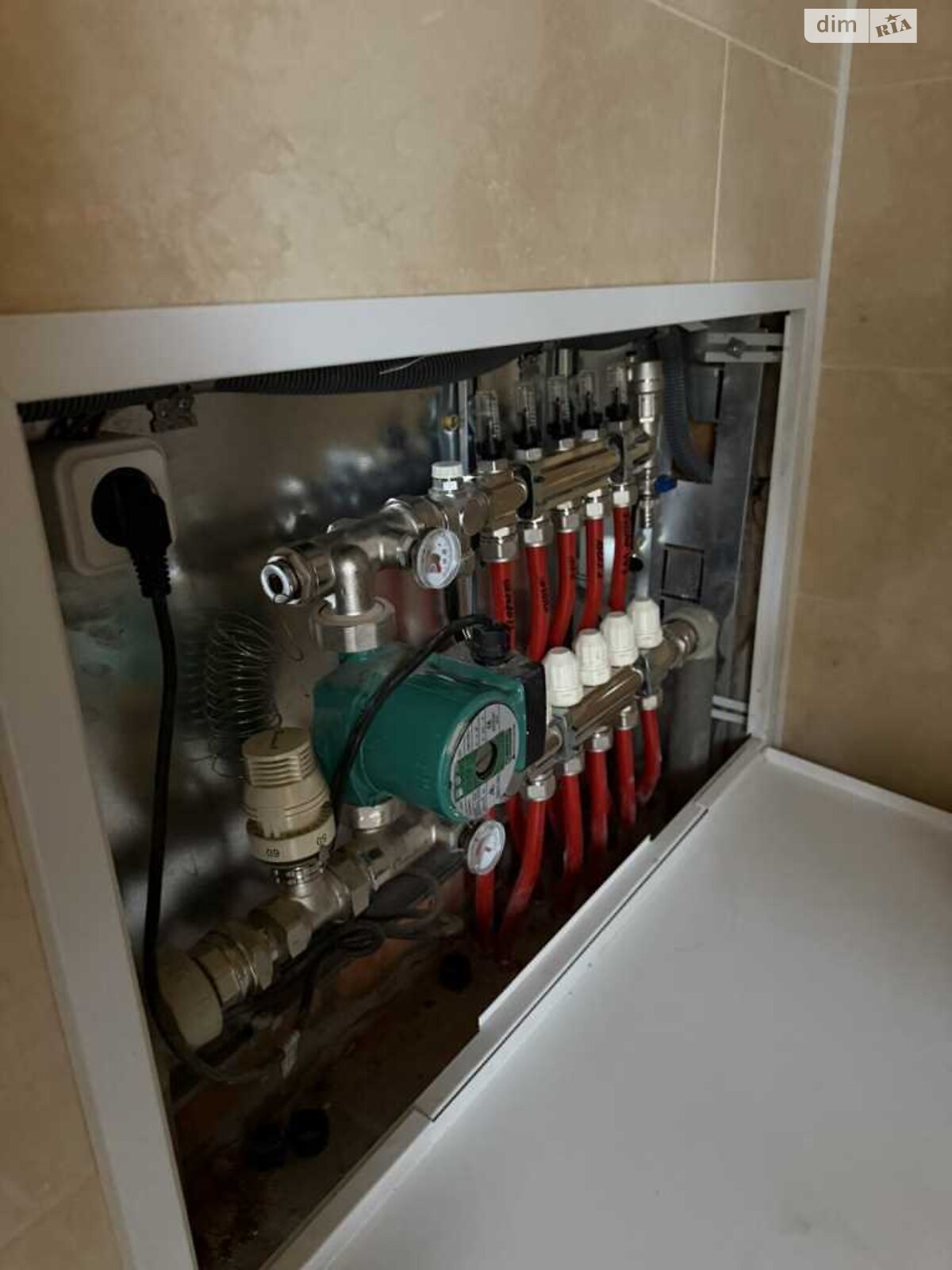 одноповерховий будинок з гаражем, 71.8 кв. м, цегла. Продаж у Безручках фото 1