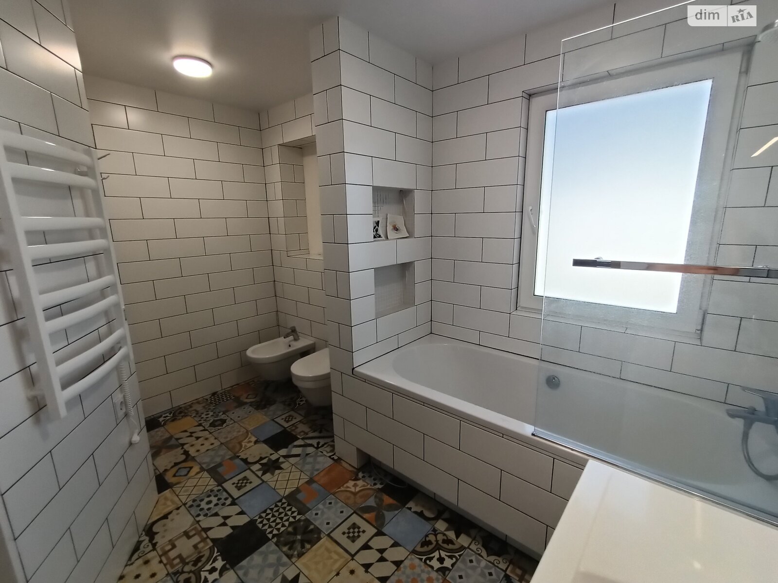 двоповерховий будинок з опаленням, 186.22 кв. м, СИП. Продаж у Безуглівці фото 1 двоповерховий будинок з опаленням, 186.22 кв. м, СИП. Продаж у Безуглівці фото 1