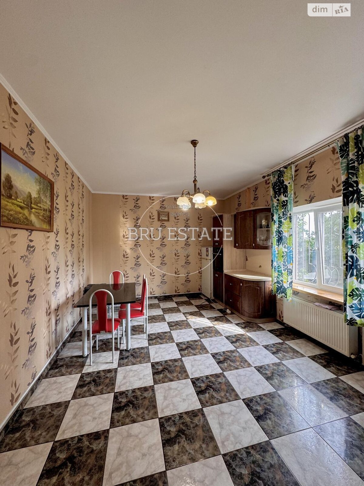 двухэтажный дом с гаражом, 216.7 кв. м, кирпич. Продажа в Безугловке фото 1