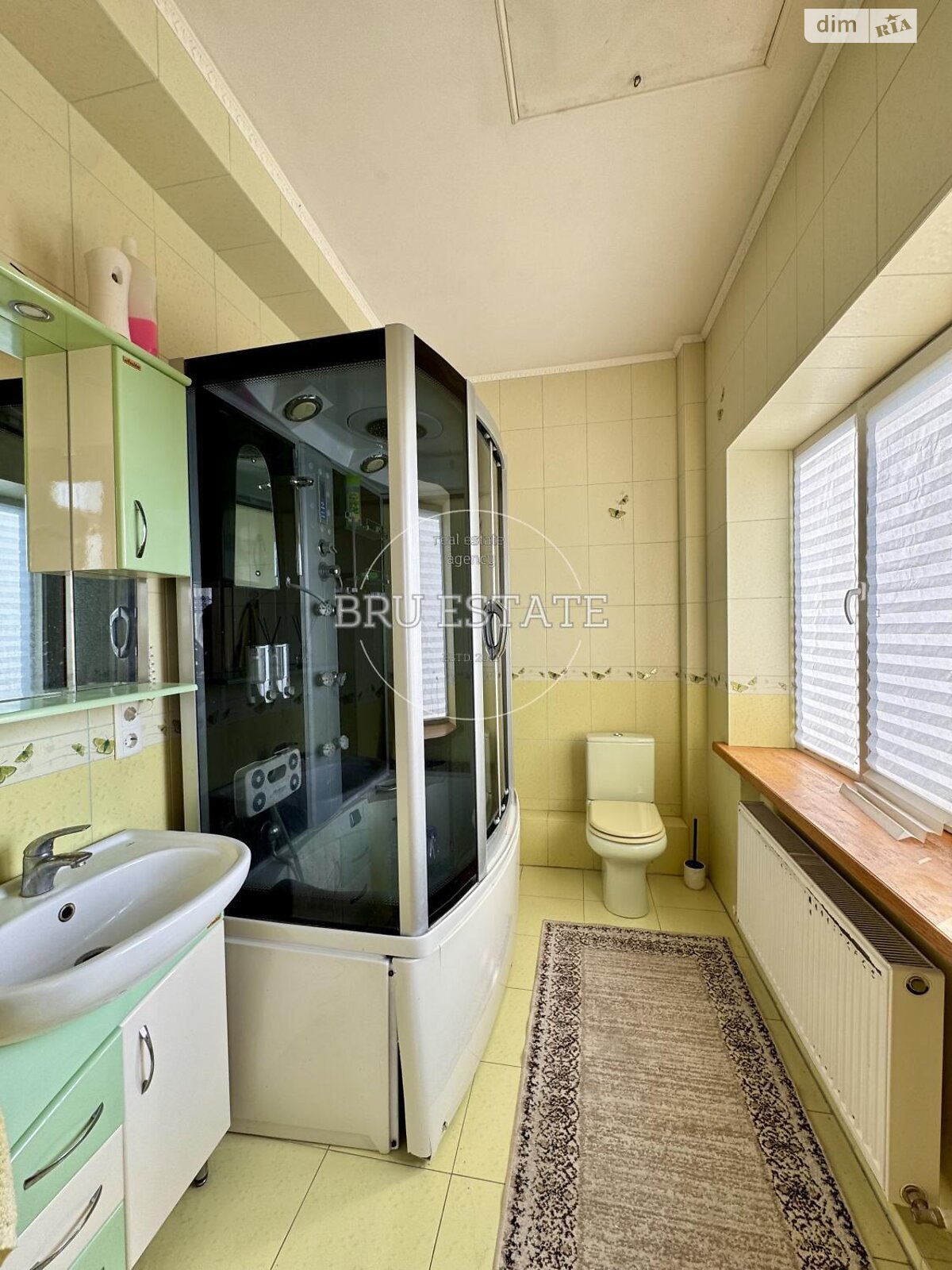 двухэтажный дом с гаражом, 216.7 кв. м, кирпич. Продажа в Безугловке фото 1