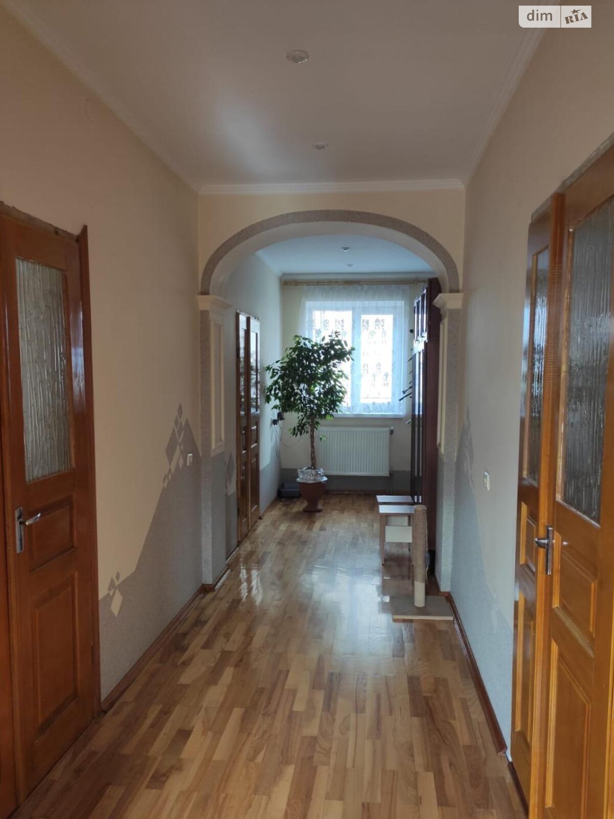 двухэтажный дом, 290 кв. м, кирпич. Продажа в Биле фото 1 двухэтажный дом, 290 кв. м, кирпич. Продажа в Биле фото 1