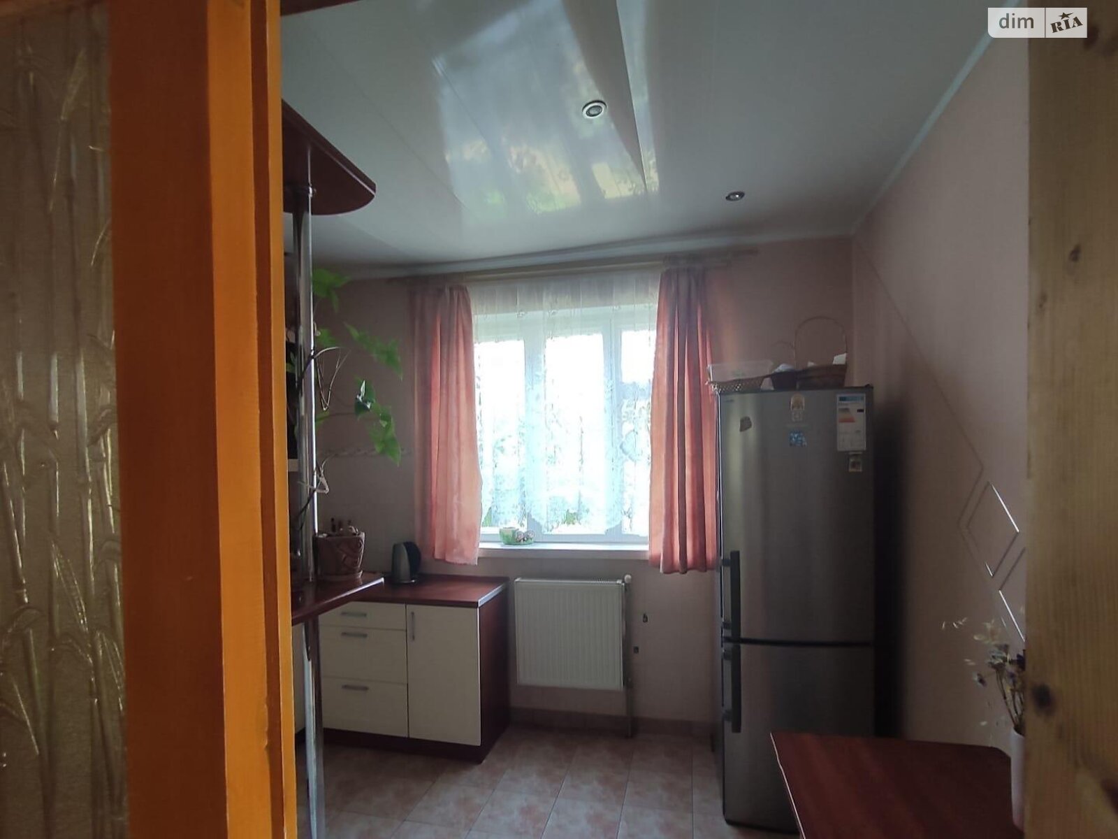 двухэтажный дом, 290 кв. м, кирпич. Продажа в Биле фото 1 двухэтажный дом, 290 кв. м, кирпич. Продажа в Биле фото 1