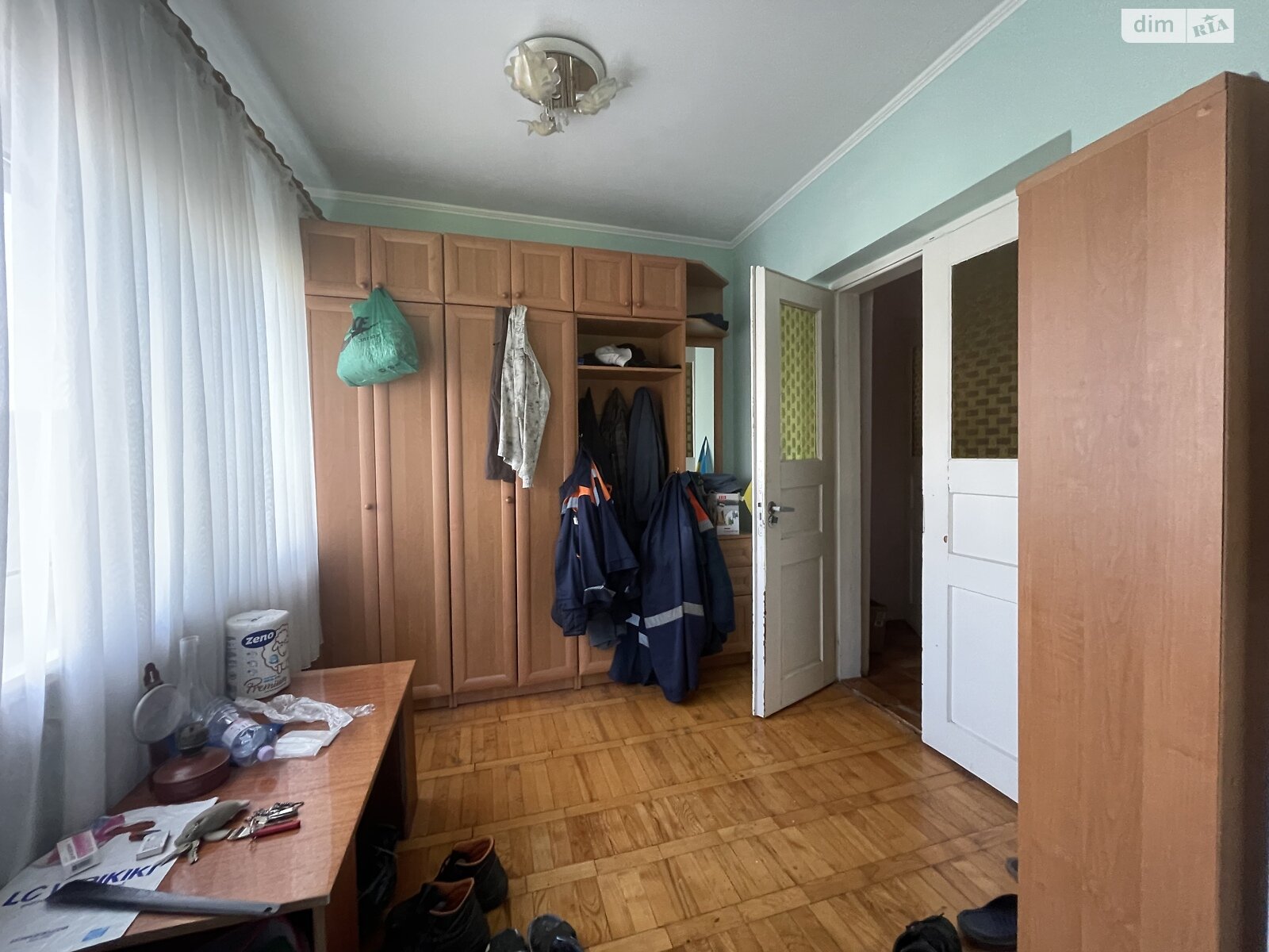 двухэтажный дом с гаражом, 199 кв. м, кирпич. Продажа в Биле фото 1