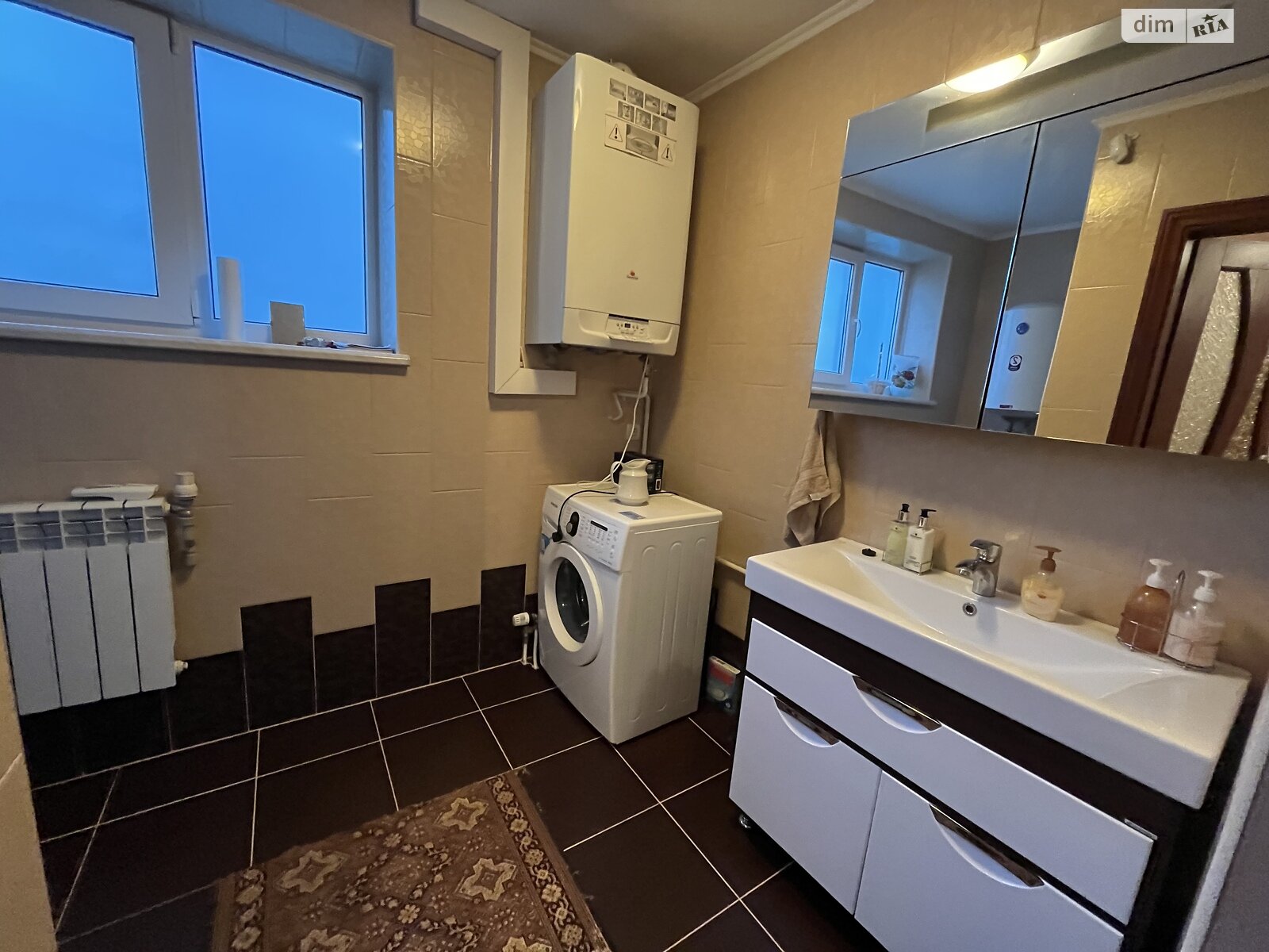 двоповерховий будинок з ремонтом, 207 кв. м, цегла. Продаж у Біліій фото 1 двоповерховий будинок з ремонтом, 207 кв. м, цегла. Продаж у Біліій фото 1