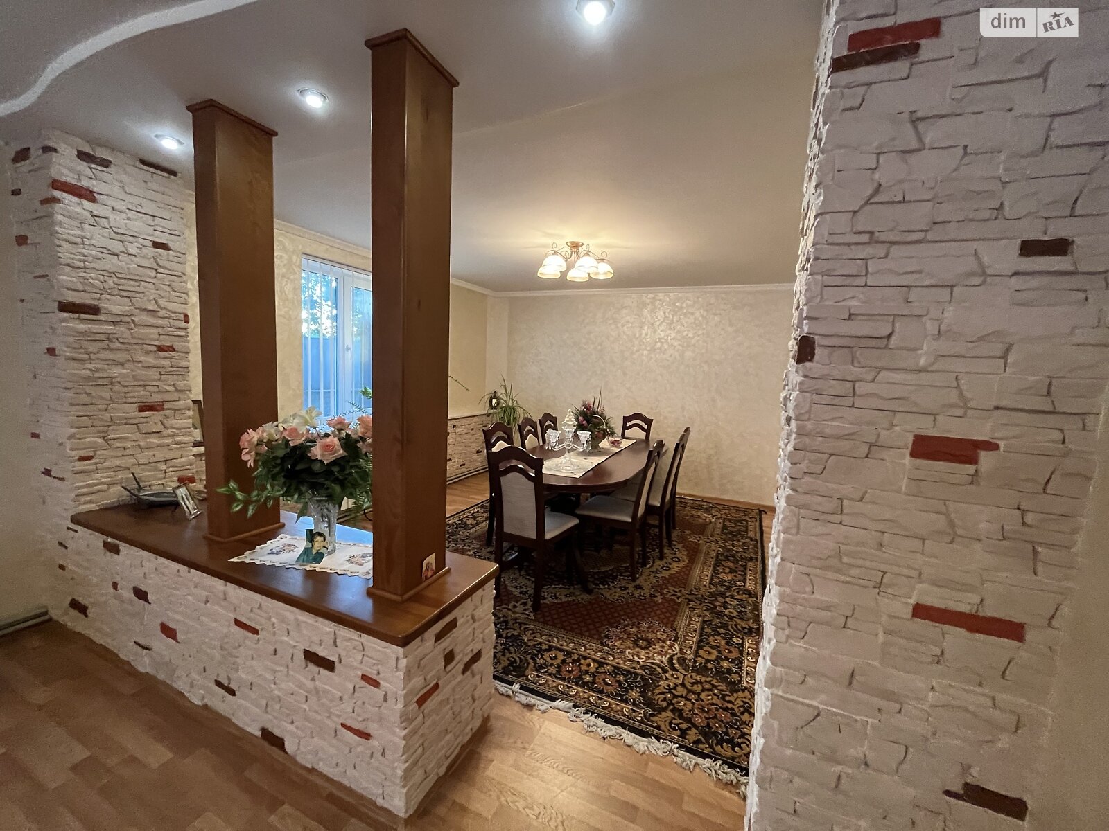 двоповерховий будинок з ремонтом, 207 кв. м, цегла. Продаж у Біліій фото 1 двоповерховий будинок з ремонтом, 207 кв. м, цегла. Продаж у Біліій фото 1