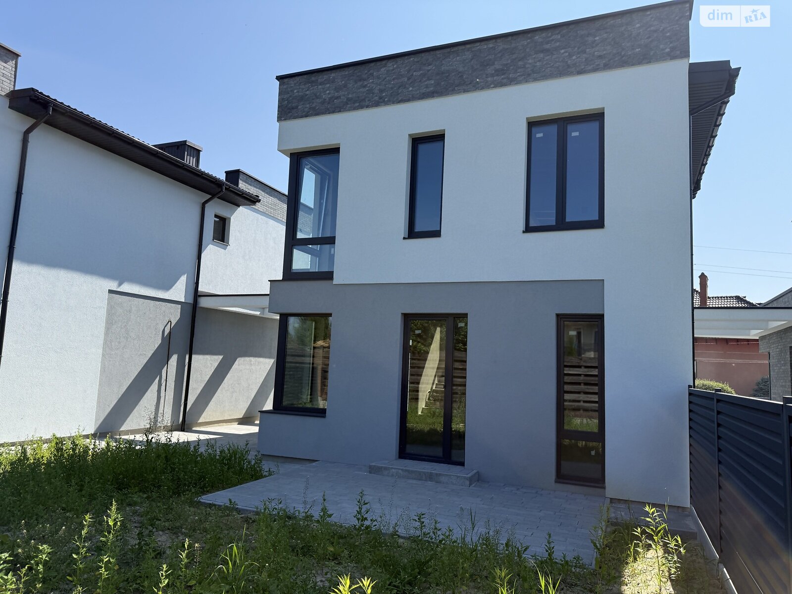двухэтажный дом с балконом, 120 кв. м, кирпич. Продажа в Бирках фото 1 двухэтажный дом с балконом, 120 кв. м, кирпич. Продажа в Бирках фото 1