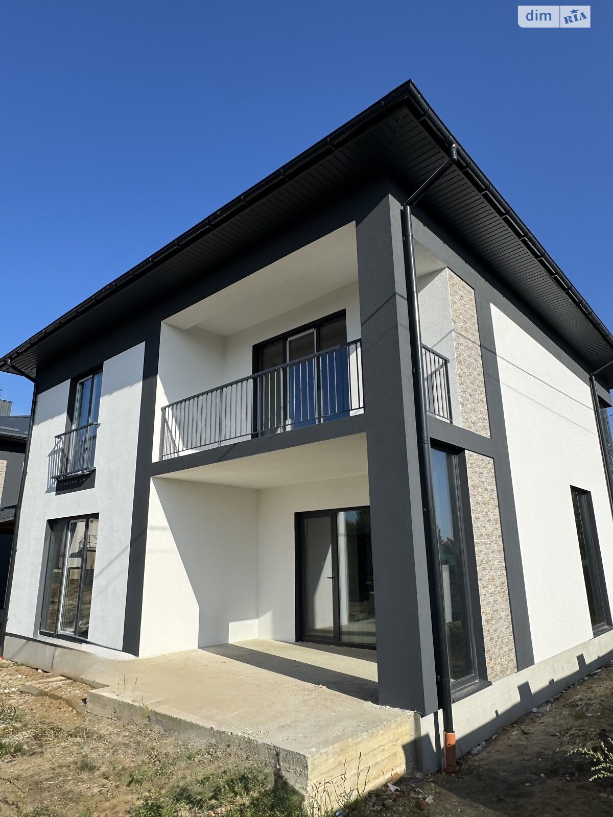 двухэтажный дом с балконом, 150 кв. м, кирпич. Продажа в Бирках фото 1 двухэтажный дом с балконом, 150 кв. м, кирпич. Продажа в Бирках фото 1