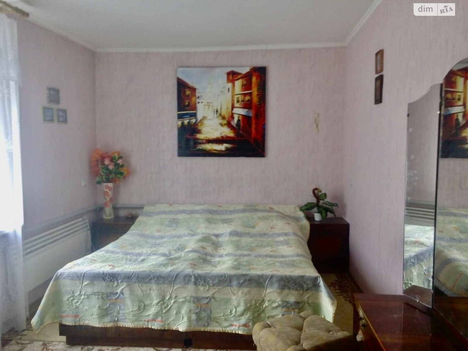 трехэтажный дом с балконом, 210 кв. м, кирпич. Продажа в Благодатном фото 1