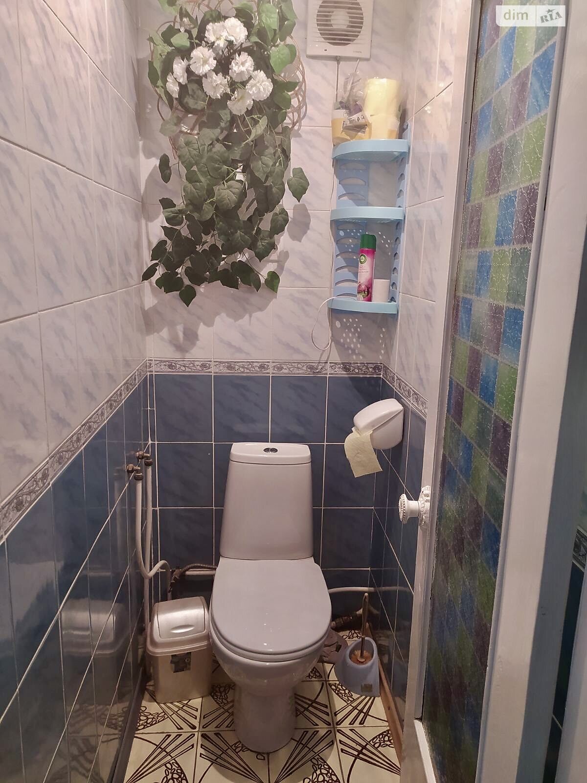 трехэтажный дом с балконом, 210 кв. м, кирпич. Продажа в Благодатном фото 1