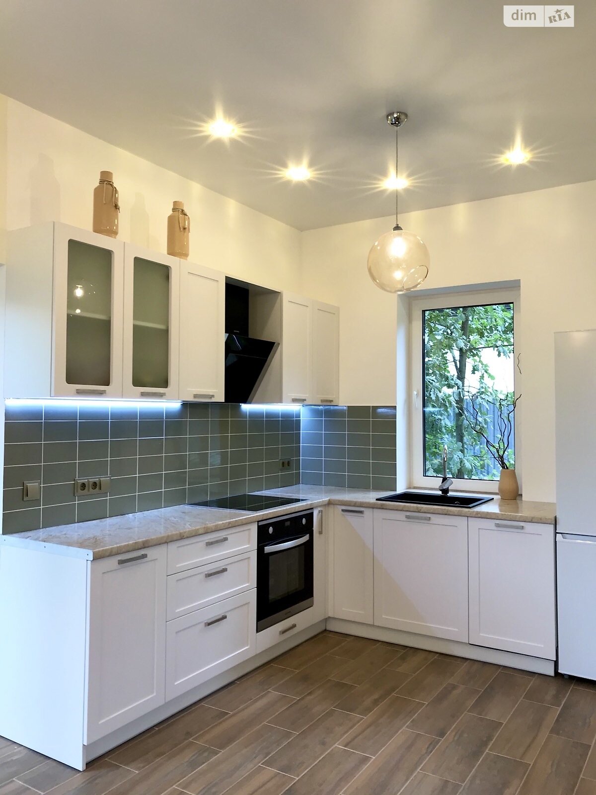 двухэтажный дом с ремонтом, 110 кв. м, газобетон. Продажа в Блиставице фото 1 двухэтажный дом с ремонтом, 110 кв. м, газобетон. Продажа в Блиставице фото 1
