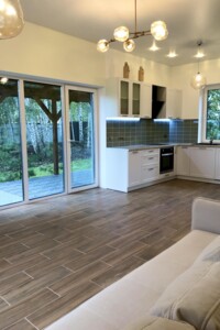 двухэтажный дом с ремонтом, 110 кв. м, газобетон. Продажа в Блиставице фото 2