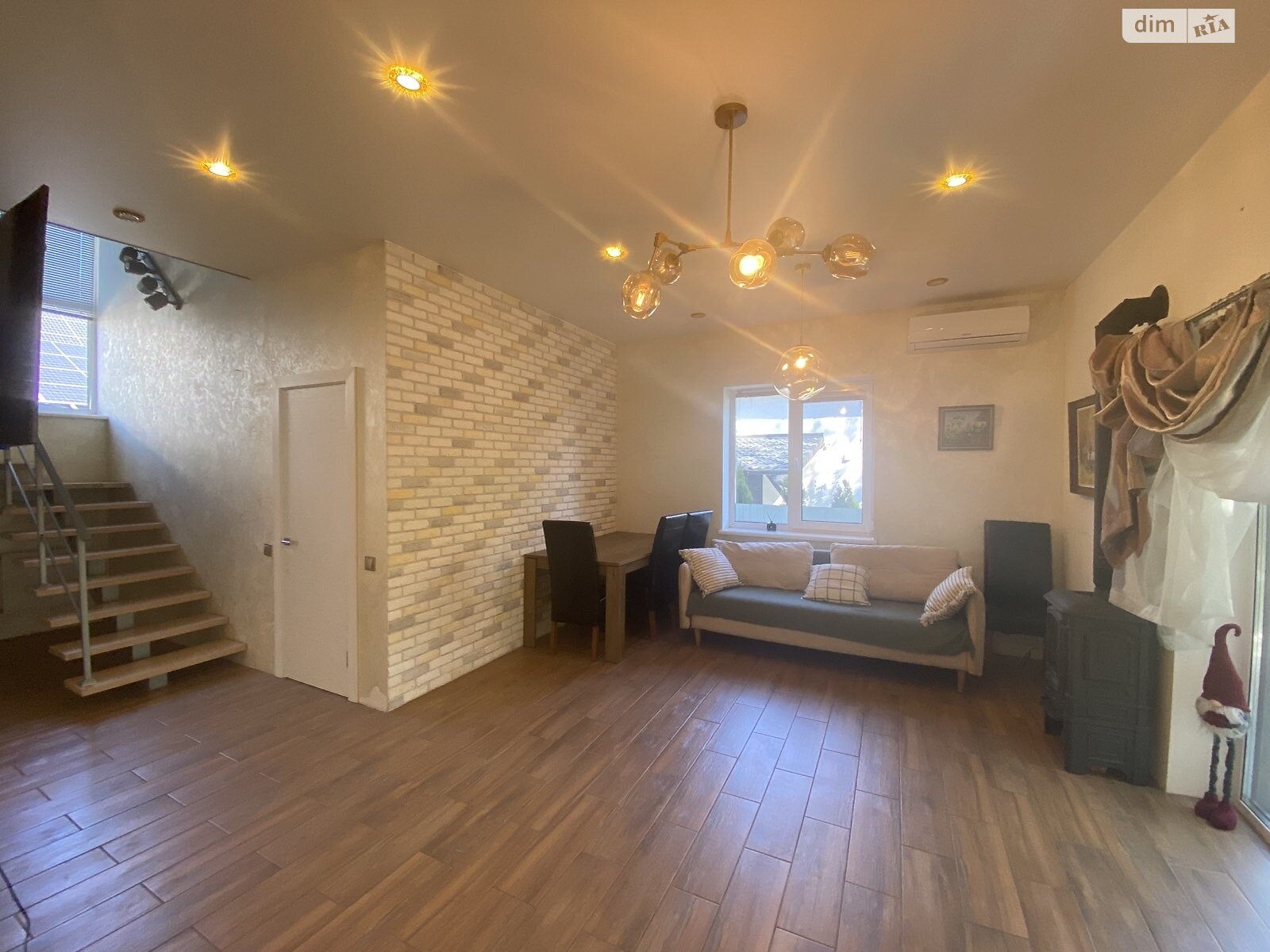 двухэтажный дом с ремонтом, 110 кв. м, газобетон. Продажа в Блиставице фото 1 двухэтажный дом с ремонтом, 110 кв. м, газобетон. Продажа в Блиставице фото 1