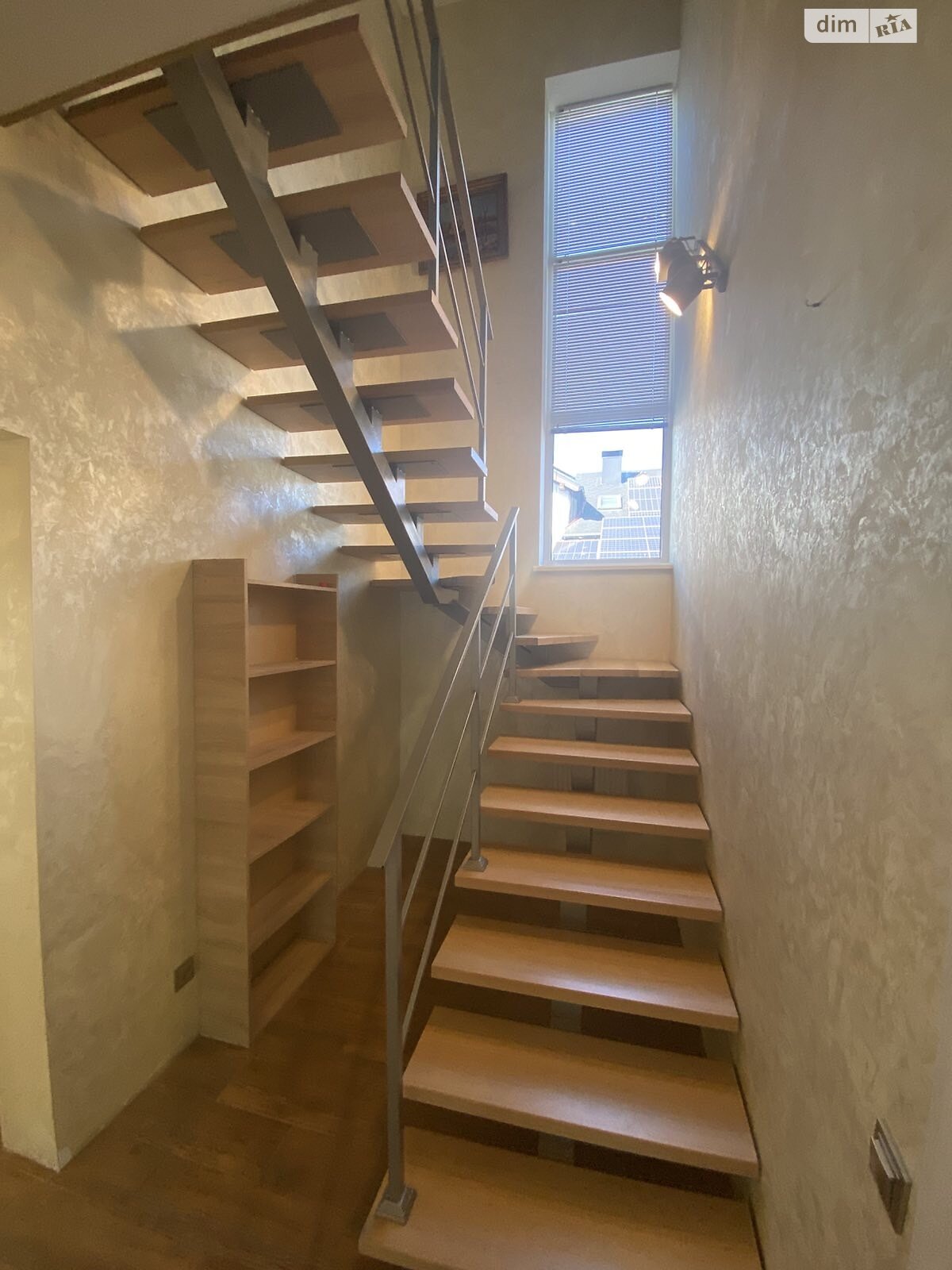двухэтажный дом с ремонтом, 110 кв. м, газобетон. Продажа в Блиставице фото 1 двухэтажный дом с ремонтом, 110 кв. м, газобетон. Продажа в Блиставице фото 1