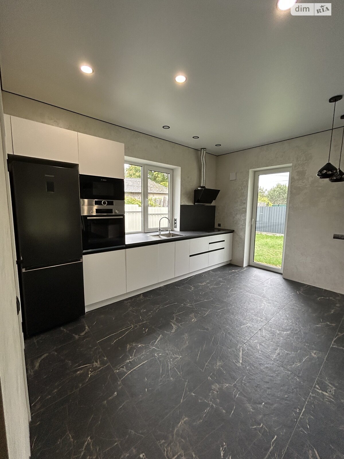 одноповерховий будинок, 115 кв. м, газобетон. Продаж у Блиставиці фото 1