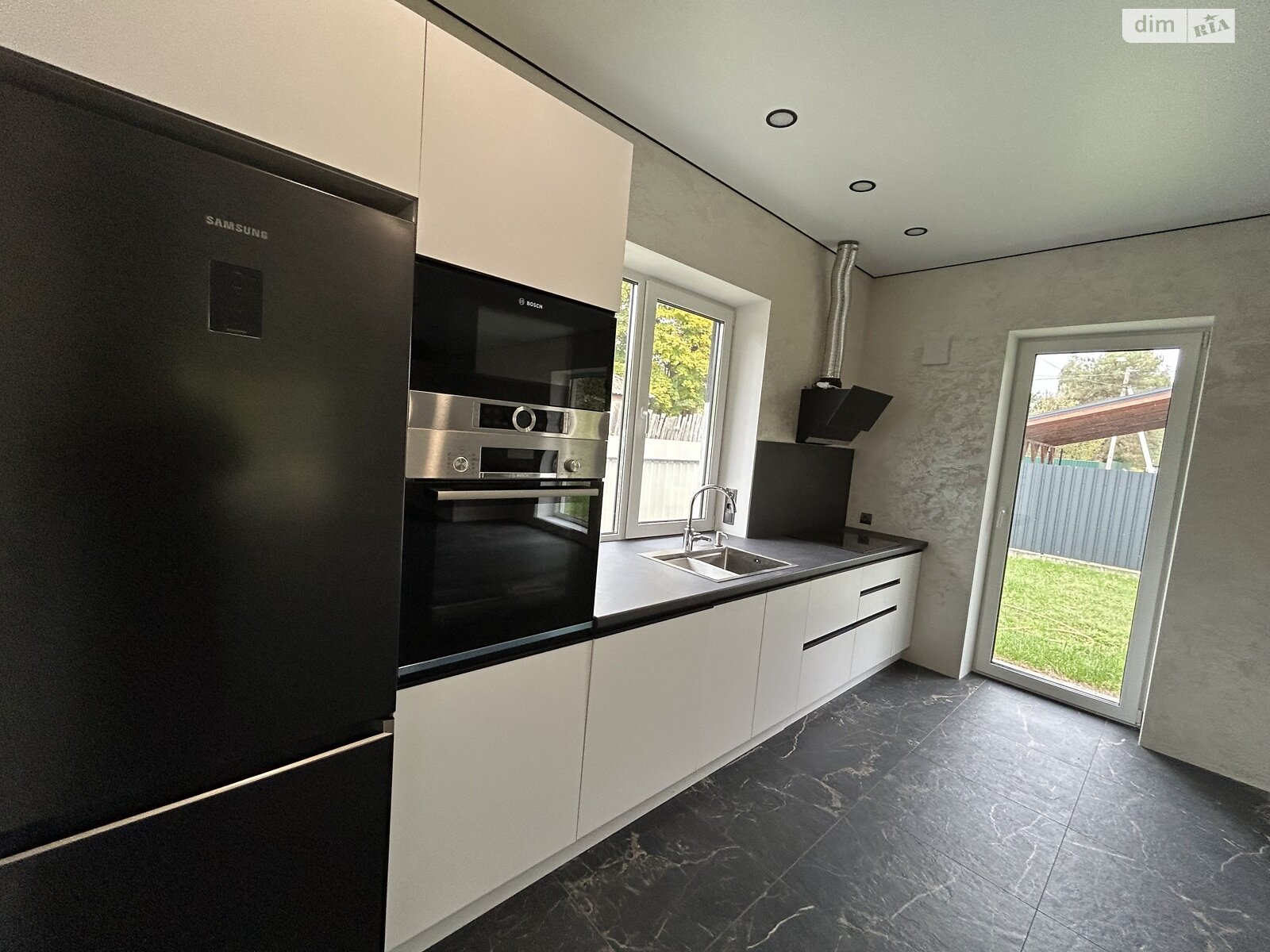 одноповерховий будинок, 115 кв. м, газобетон. Продаж у Блиставиці фото 1