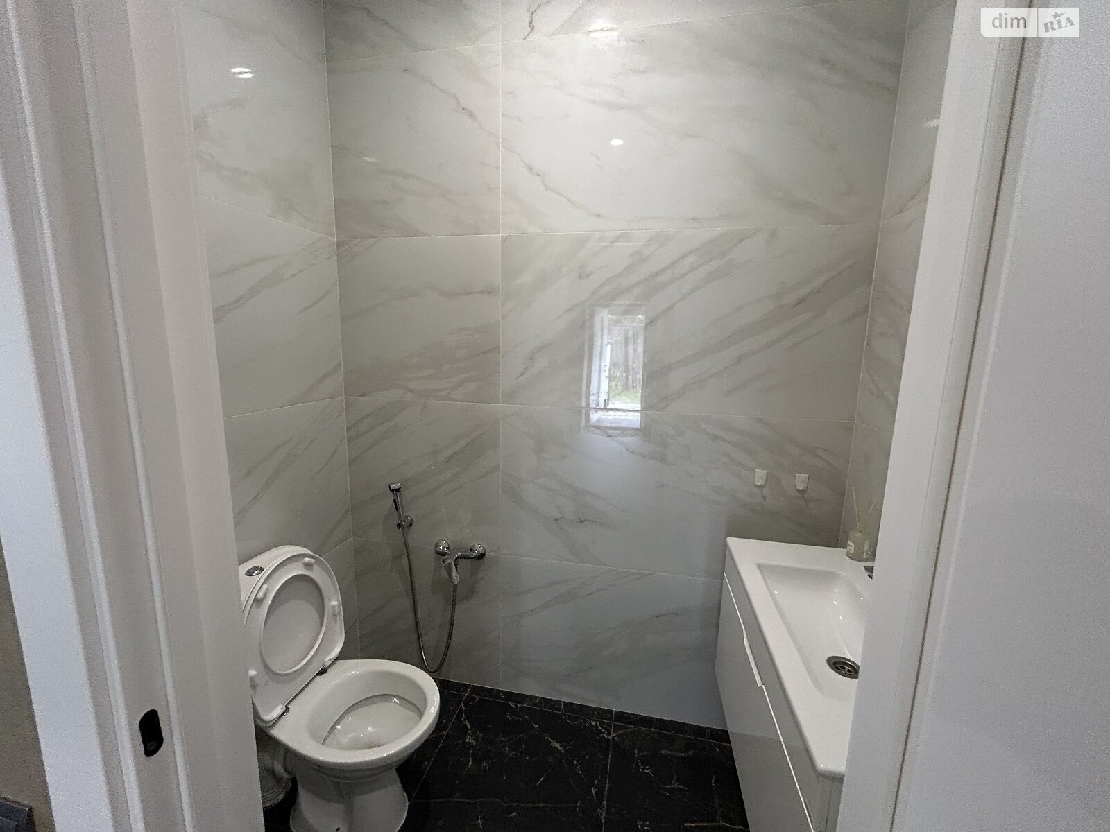 одноповерховий будинок, 115 кв. м, газобетон. Продаж у Блиставиці фото 1