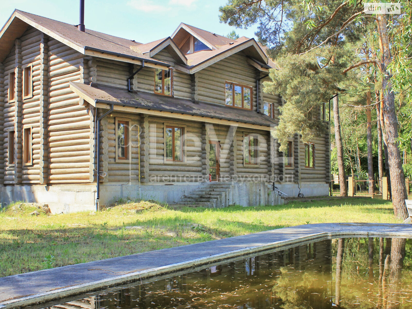 двухэтажный дом, 289.8 кв. м, сруб. Продажа в Блиставице фото 1 двухэтажный дом, 289.8 кв. м, сруб. Продажа в Блиставице фото 1