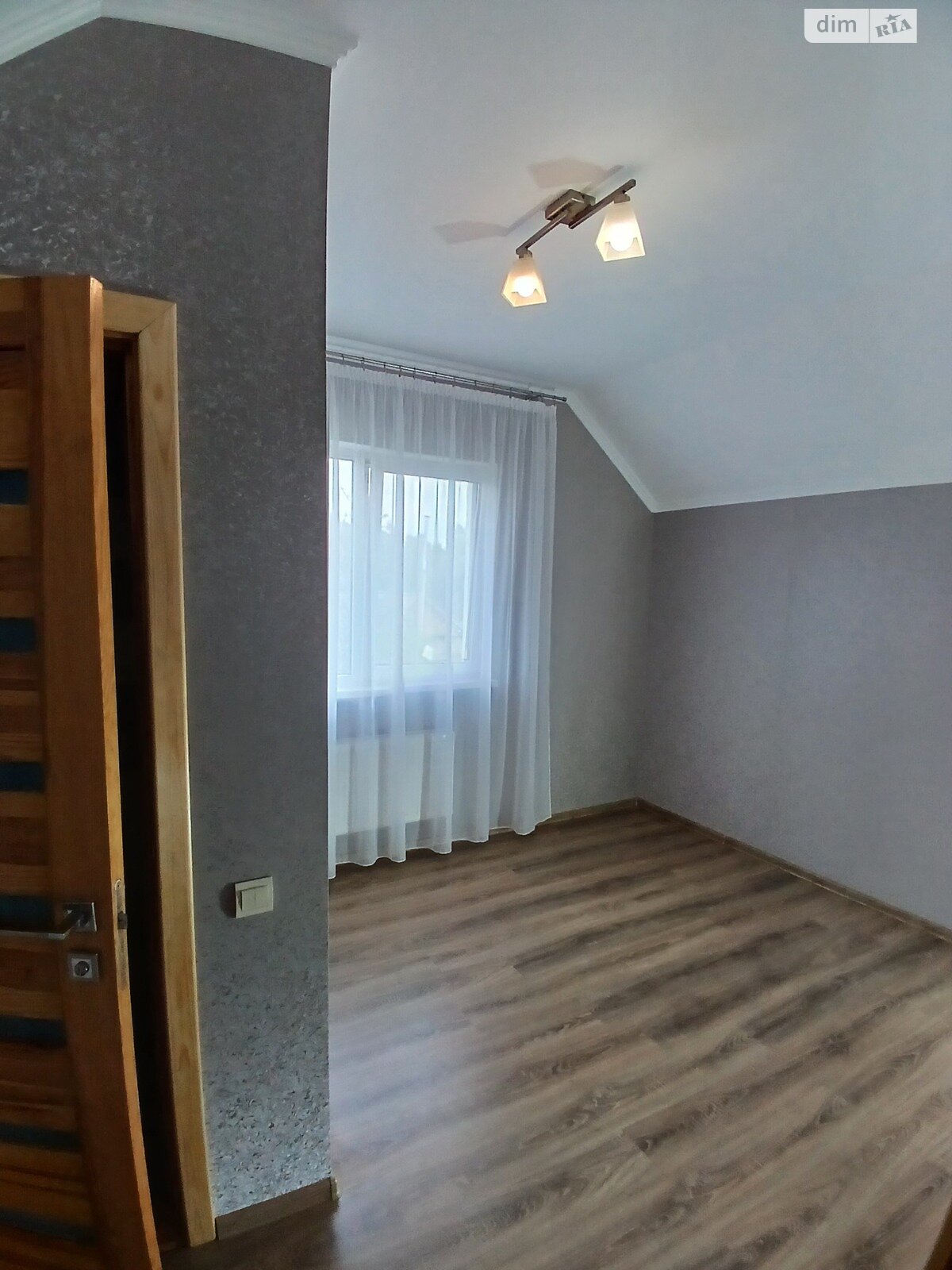 двухэтажный дом с ремонтом, 75.4 кв. м, газобетон. Продажа в Блиставице фото 1 двухэтажный дом с ремонтом, 75.4 кв. м, газобетон. Продажа в Блиставице фото 1