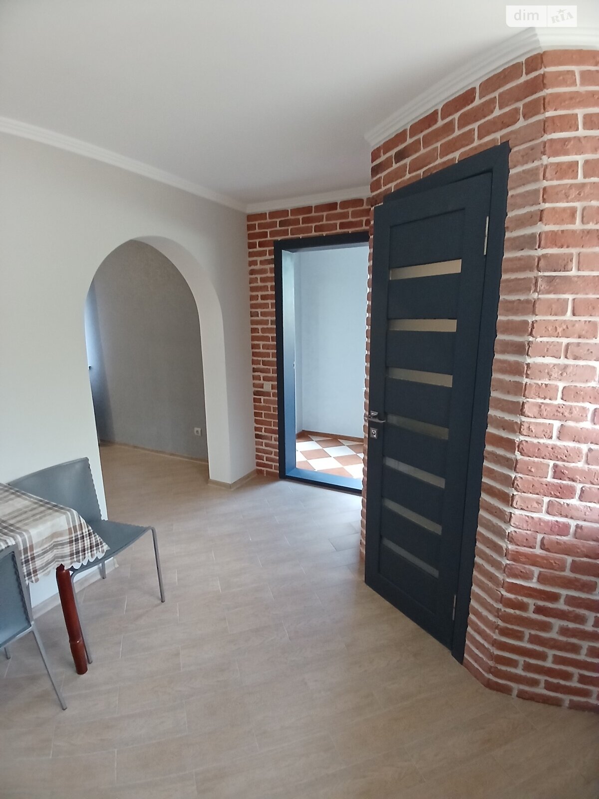 двухэтажный дом с ремонтом, 75.4 кв. м, газобетон. Продажа в Блиставице фото 1 двухэтажный дом с ремонтом, 75.4 кв. м, газобетон. Продажа в Блиставице фото 1