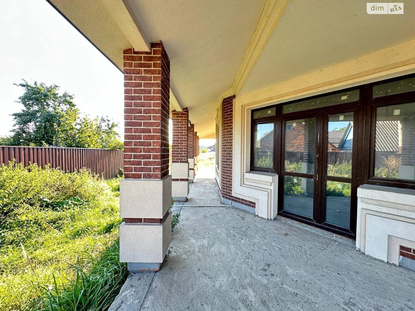 двоповерховий будинок, 589.1 кв. м, кирпич. Продаж у Блиставиці фото 1