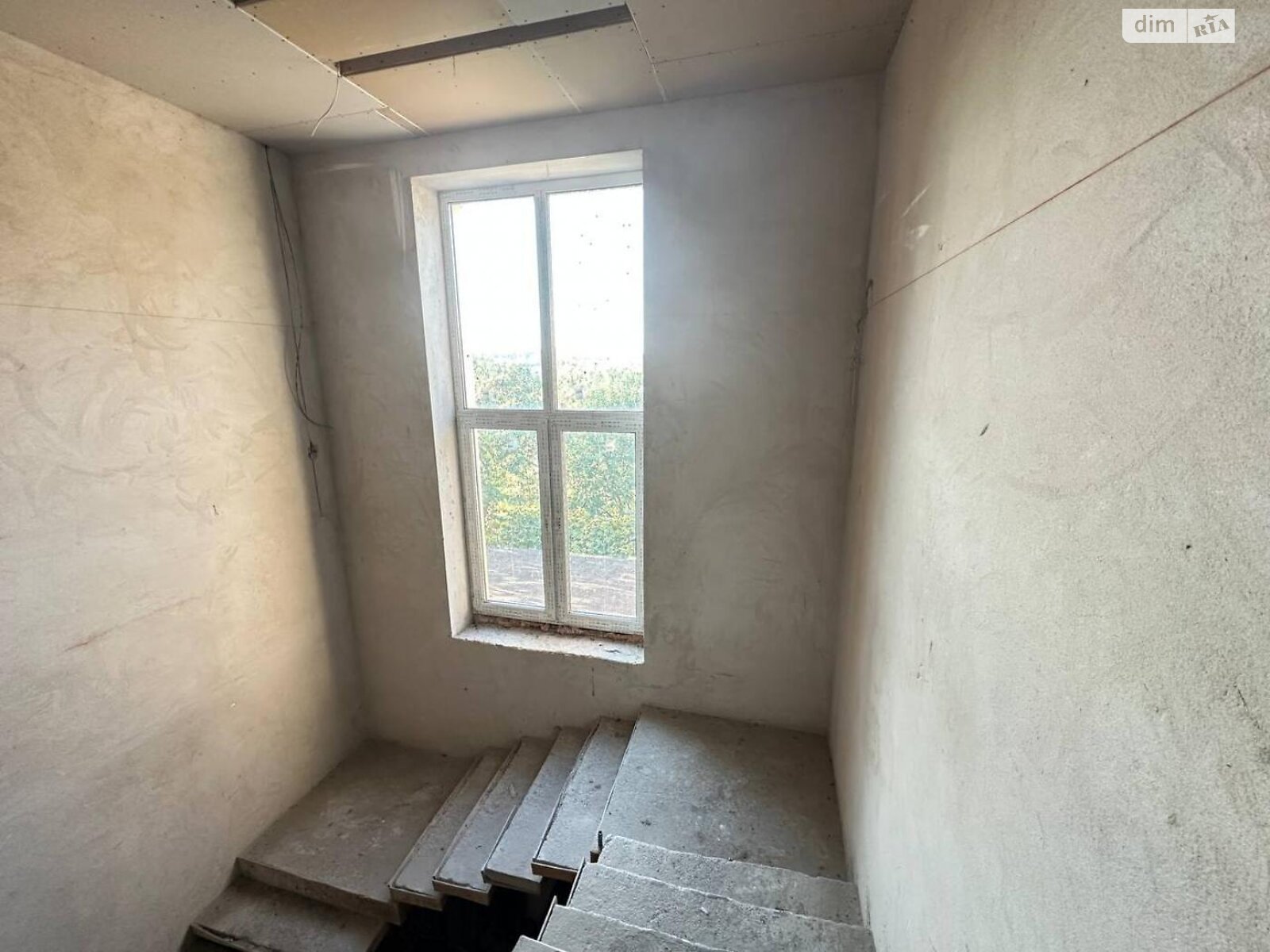 двоповерховий будинок, 589.1 кв. м, кирпич. Продаж у Блиставиці фото 1