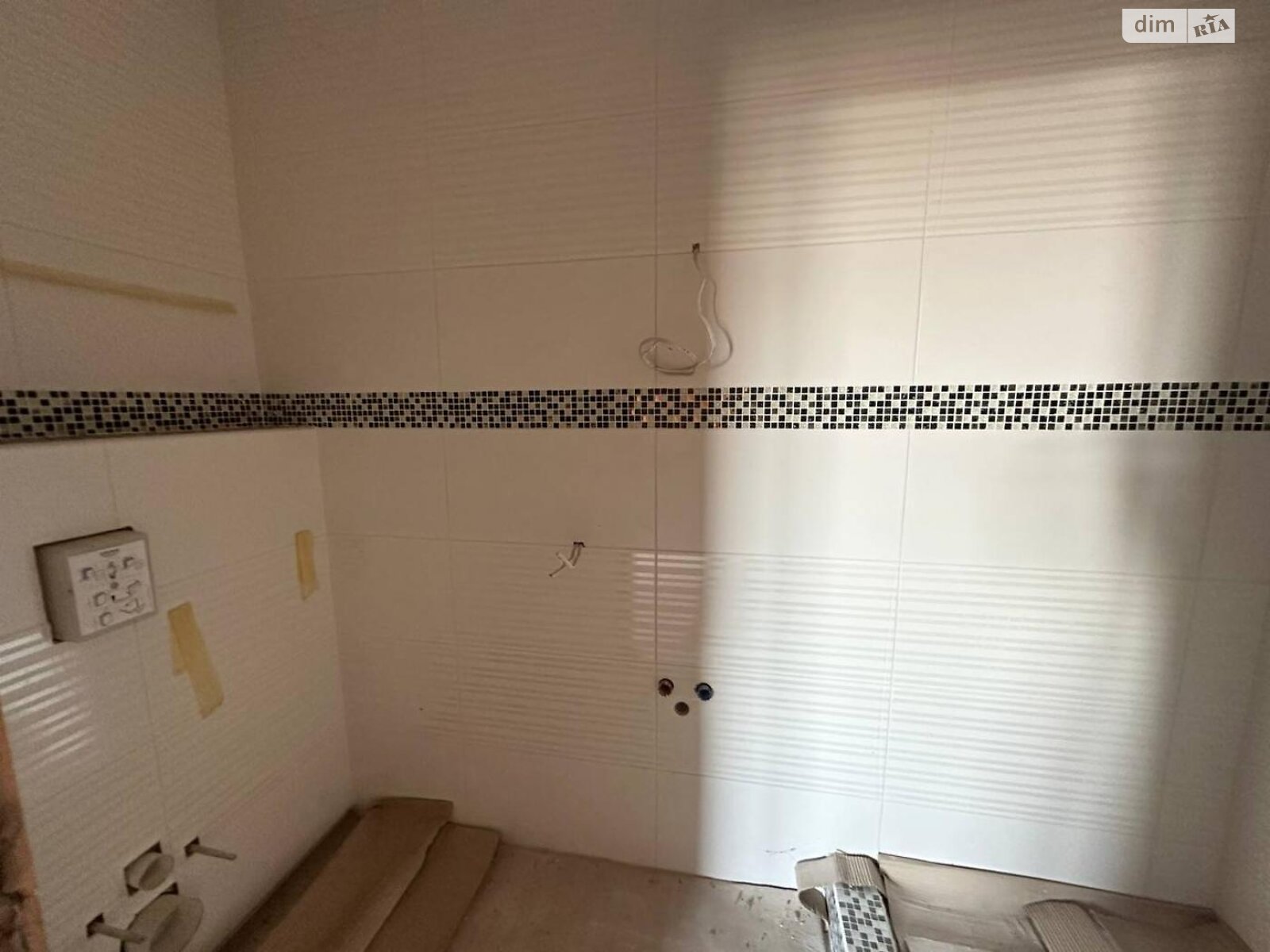 двоповерховий будинок, 589.1 кв. м, кирпич. Продаж у Блиставиці фото 1