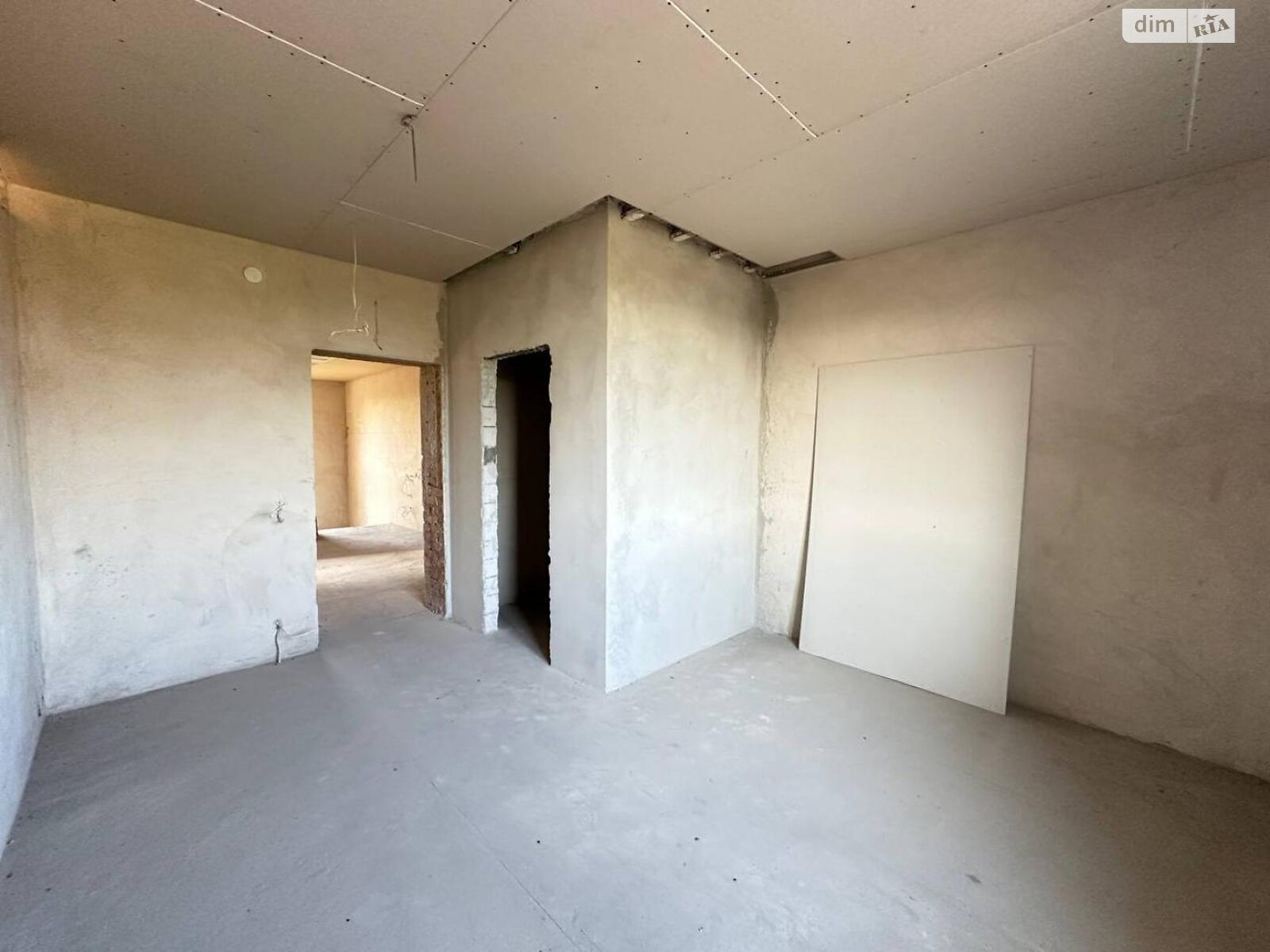 двоповерховий будинок, 589.1 кв. м, кирпич. Продаж у Блиставиці фото 1