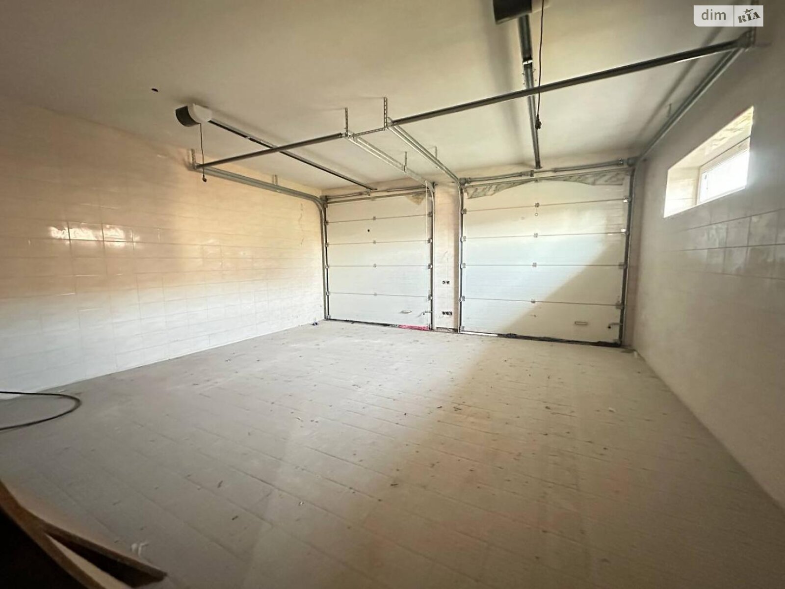 двоповерховий будинок, 589.1 кв. м, кирпич. Продаж у Блиставиці фото 1