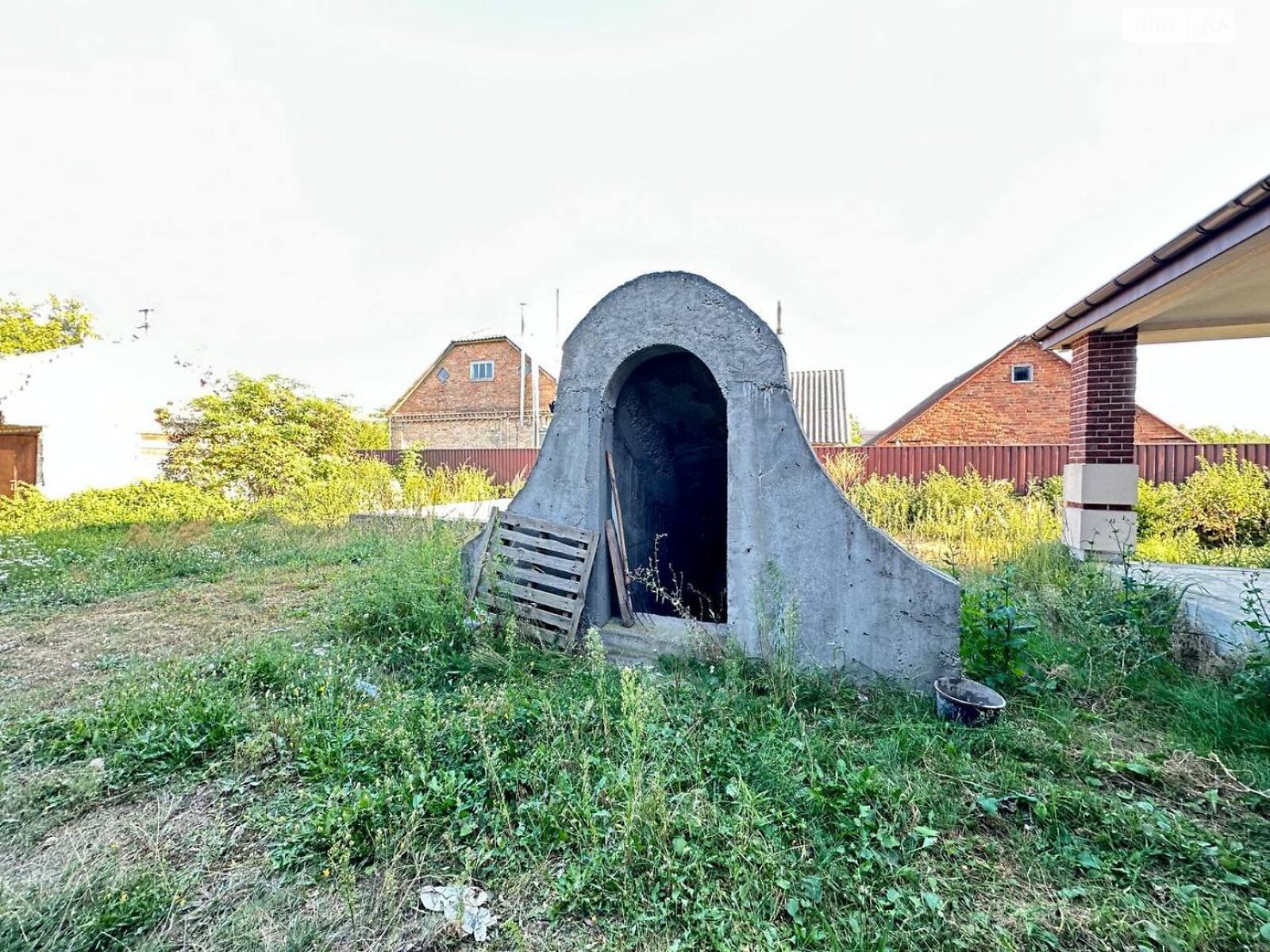 двоповерховий будинок, 589.1 кв. м, кирпич. Продаж у Блиставиці фото 1