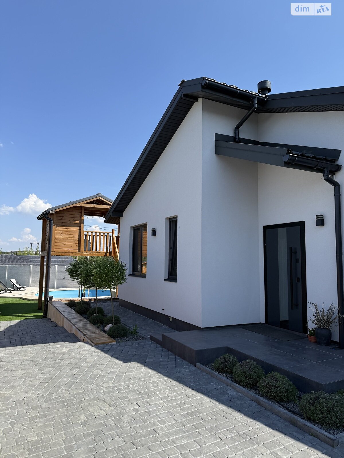 одноэтажный дом с ремонтом, 72 кв. м, пеноблок. Продажа в Бобрице фото 1 одноэтажный дом с ремонтом, 72 кв. м, пеноблок. Продажа в Бобрице фото 1