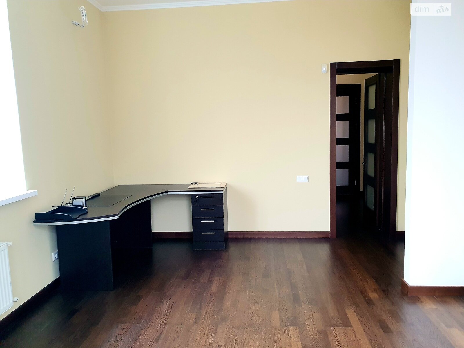 триповерховий будинок з верандою, 495.2 кв. м, цегла. Продаж у Бобриці фото 1 триповерховий будинок з верандою, 495.2 кв. м, цегла. Продаж у Бобриці фото 1