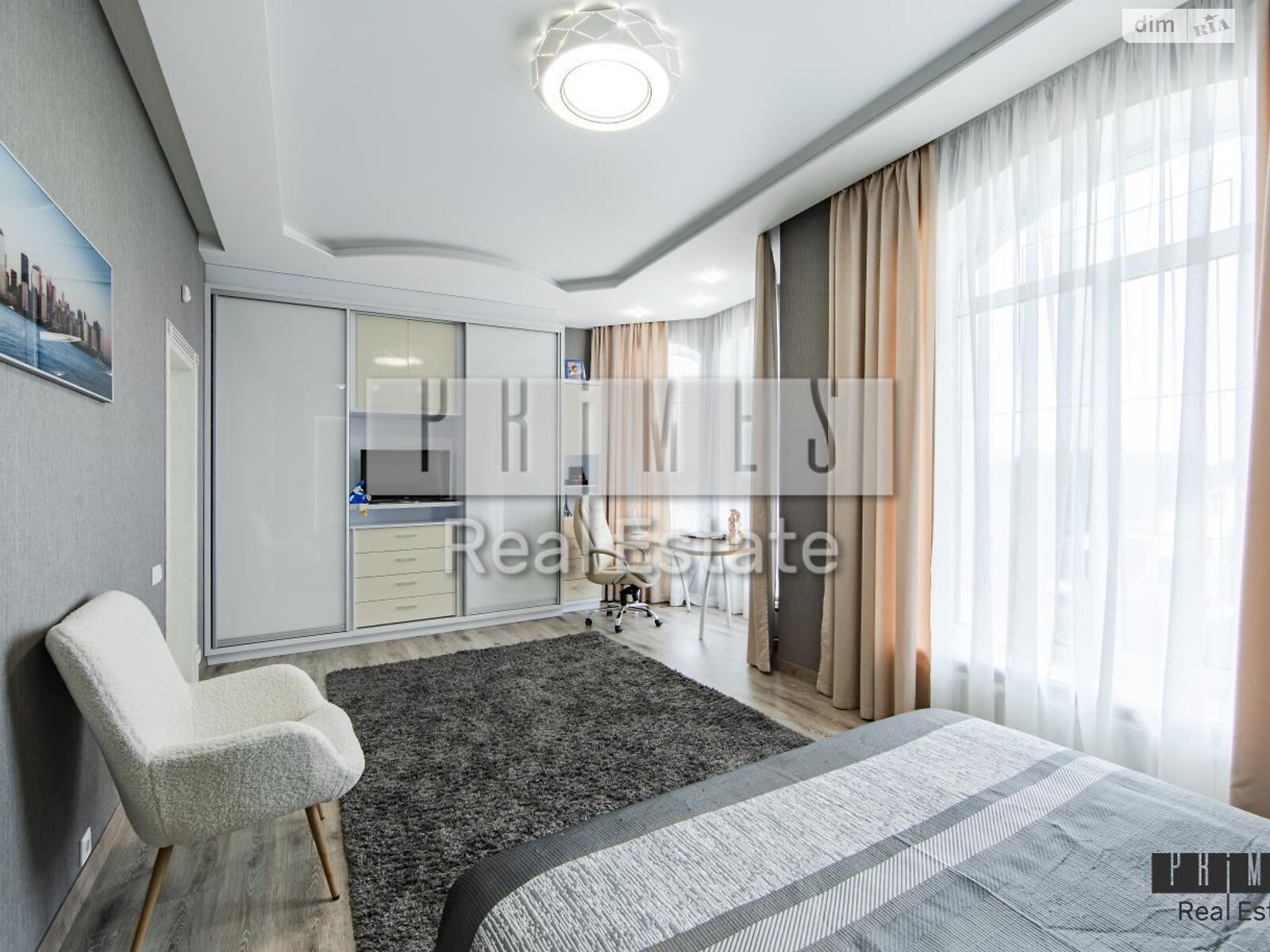 трехэтажный дом с верандой, 388 кв. м, кирпич. Продажа в Бобрице фото 1 трехэтажный дом с верандой, 388 кв. м, кирпич. Продажа в Бобрице фото 1