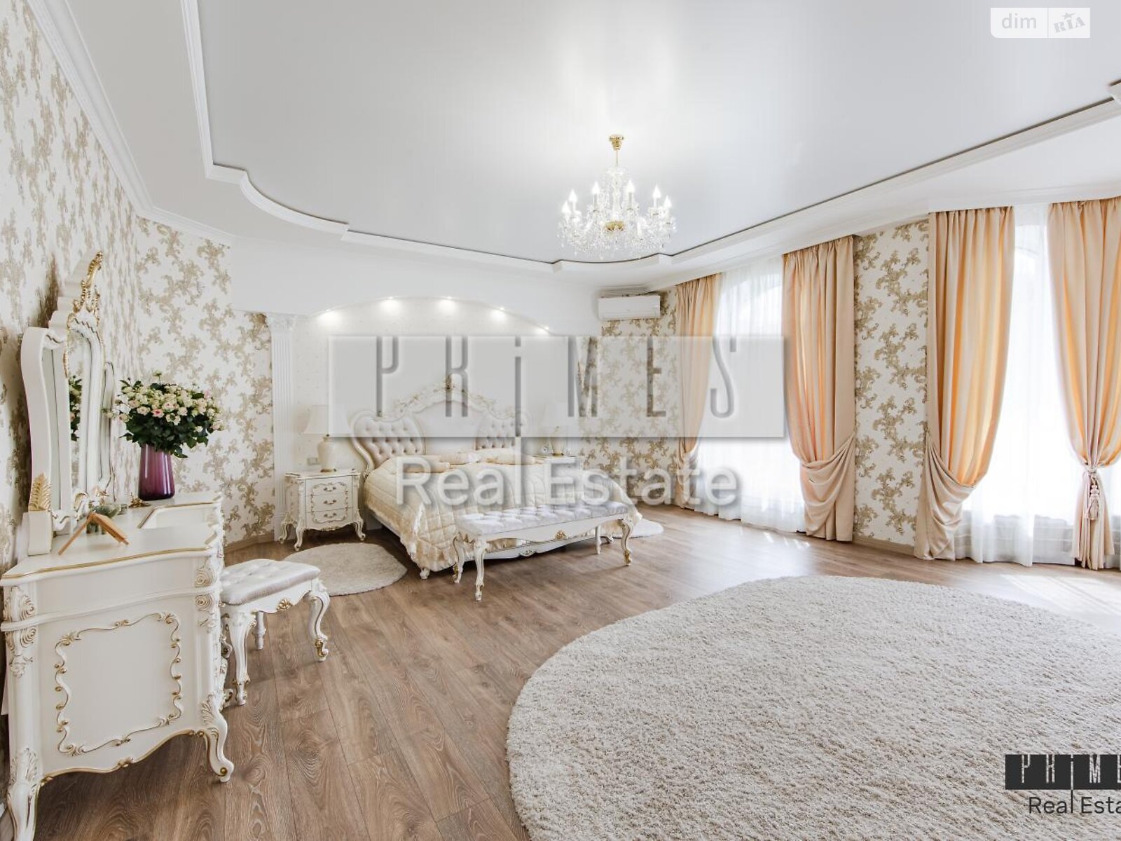 трехэтажный дом с верандой, 388 кв. м, кирпич. Продажа в Бобрице фото 1 трехэтажный дом с верандой, 388 кв. м, кирпич. Продажа в Бобрице фото 1