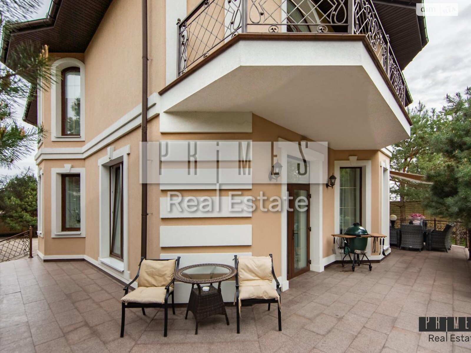 трехэтажный дом с верандой, 388 кв. м, кирпич. Продажа в Бобрице фото 1 трехэтажный дом с верандой, 388 кв. м, кирпич. Продажа в Бобрице фото 1