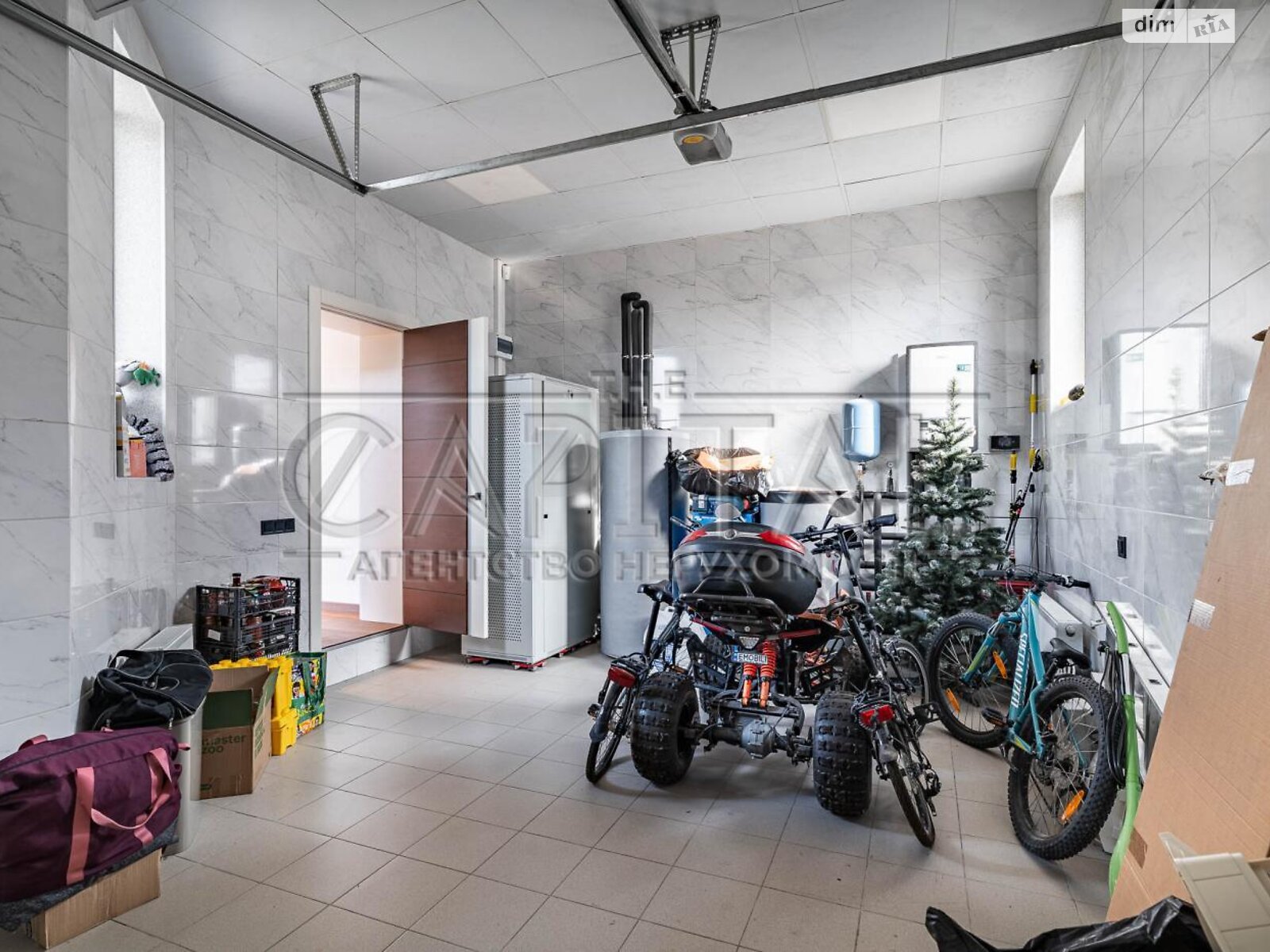 двухэтажный дом с балконом, 251 кв. м, кирпич. Продажа в Бобрице фото 1 двухэтажный дом с балконом, 251 кв. м, кирпич. Продажа в Бобрице фото 1