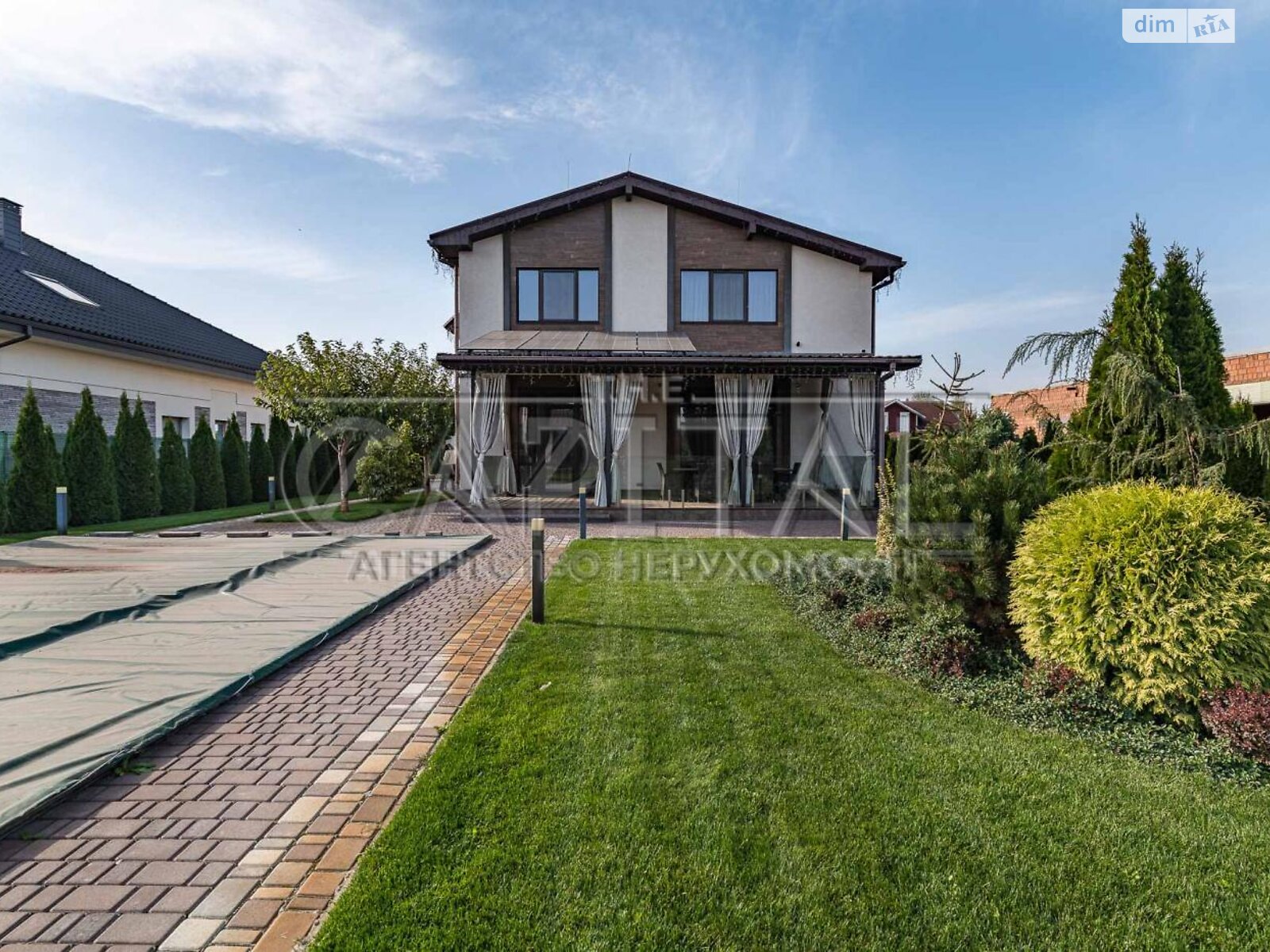 двухэтажный дом с балконом, 251 кв. м, кирпич. Продажа в Бобрице фото 1 двухэтажный дом с балконом, 251 кв. м, кирпич. Продажа в Бобрице фото 1