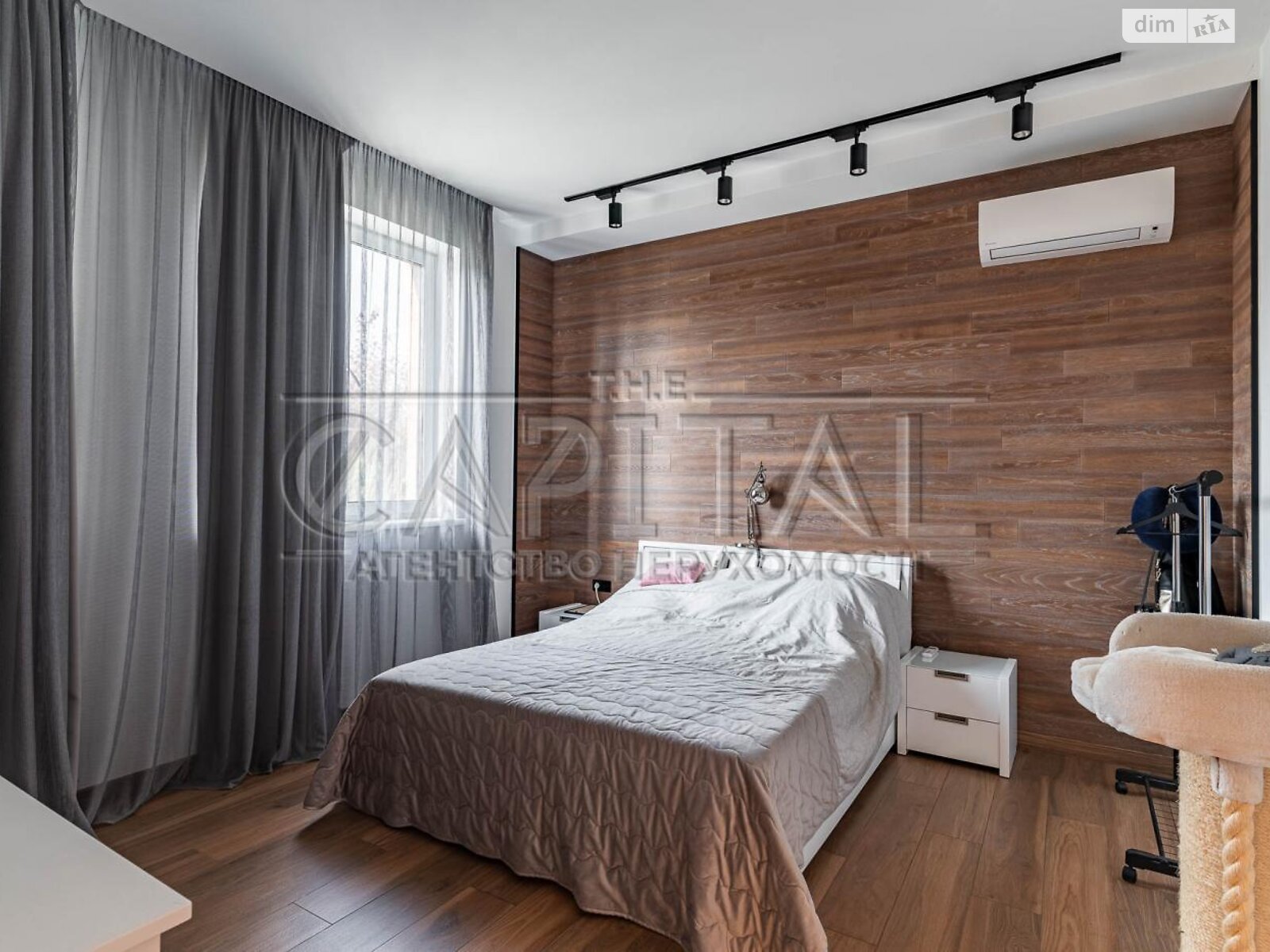 двухэтажный дом с балконом, 251 кв. м, кирпич. Продажа в Бобрице фото 1 двухэтажный дом с балконом, 251 кв. м, кирпич. Продажа в Бобрице фото 1