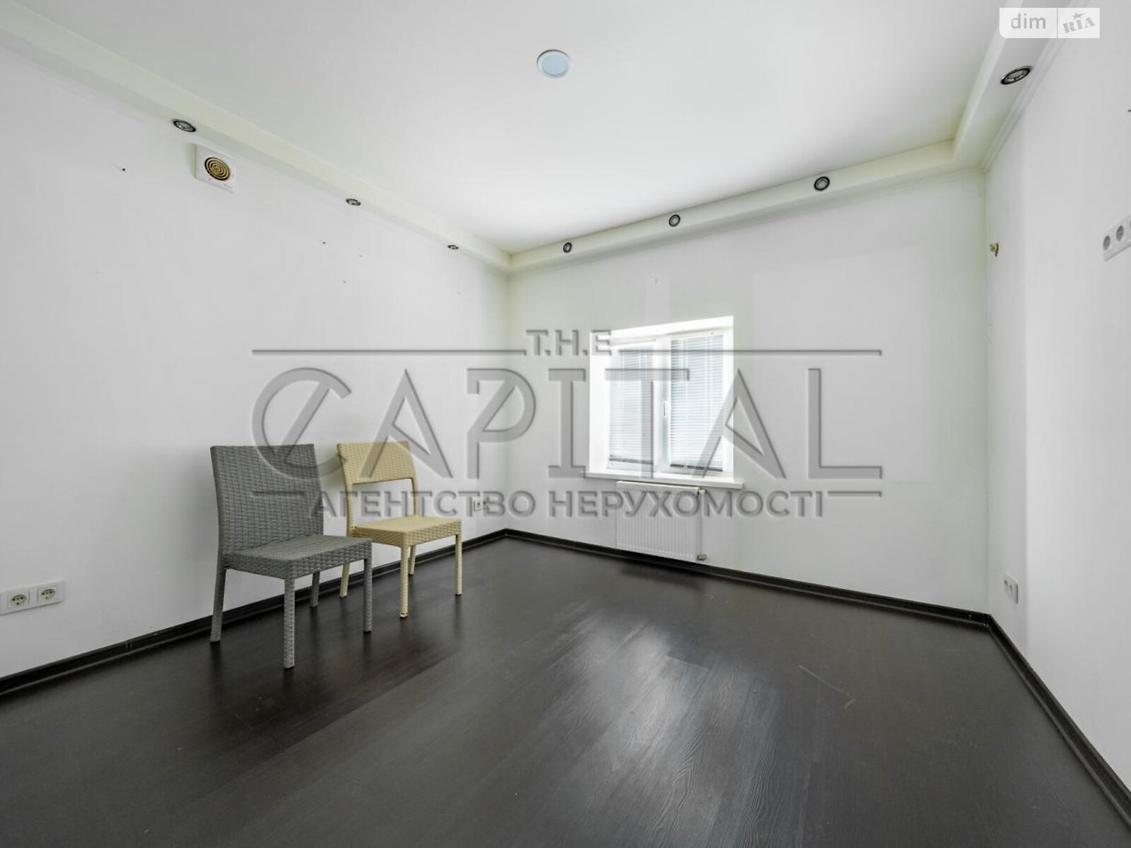 двухэтажный дом с гаражом, 200 кв. м, кирпич. Продажа в Бобрице фото 1 двухэтажный дом с гаражом, 200 кв. м, кирпич. Продажа в Бобрице фото 1